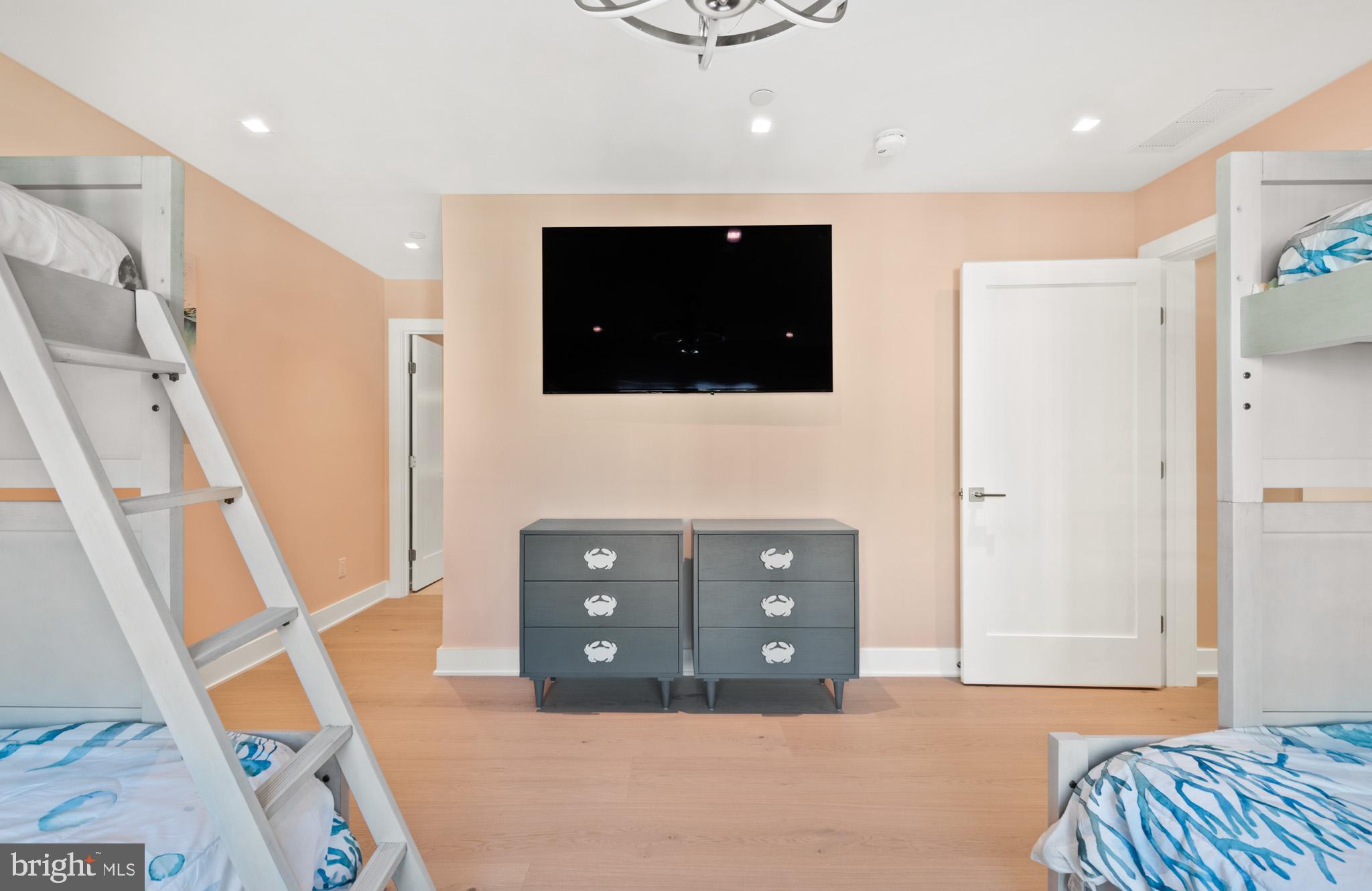 INDIAN BEACH - Residential