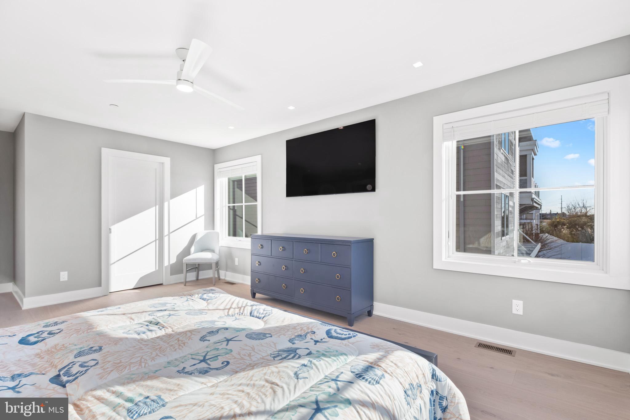 INDIAN BEACH - Residential