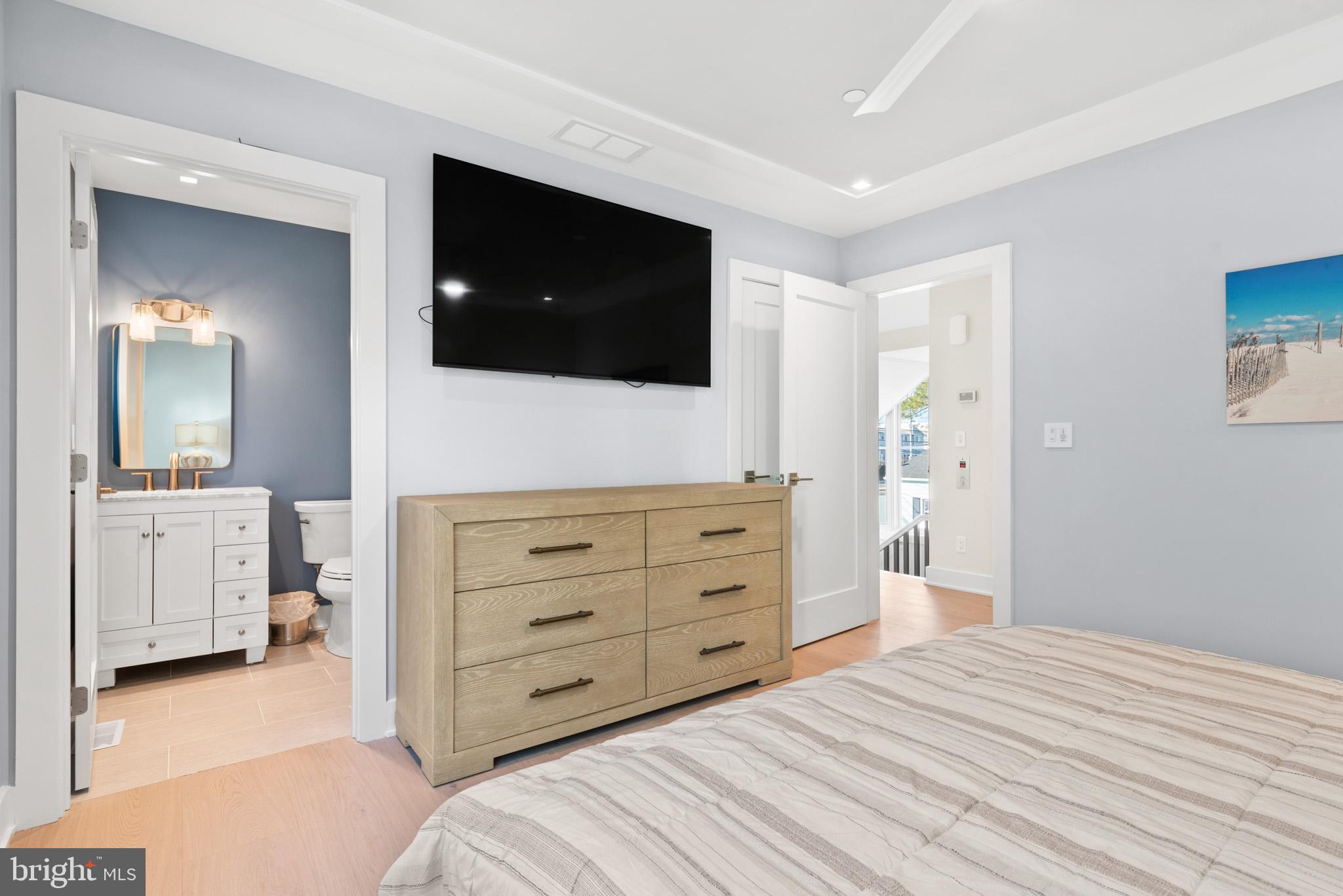INDIAN BEACH - Residential