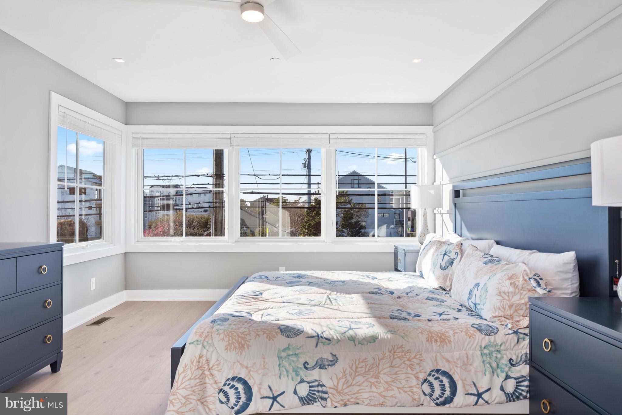 INDIAN BEACH - Residential