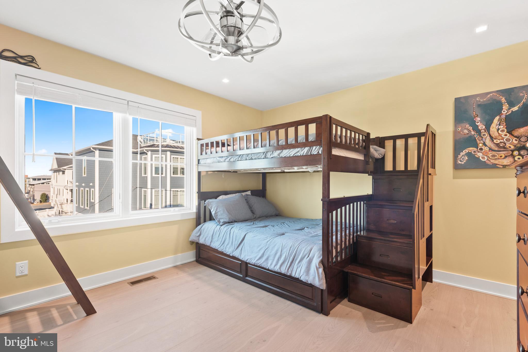 INDIAN BEACH - Residential