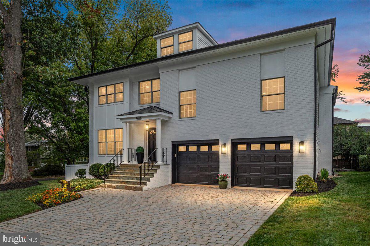 OAKWOOD KNOLLS - Residential