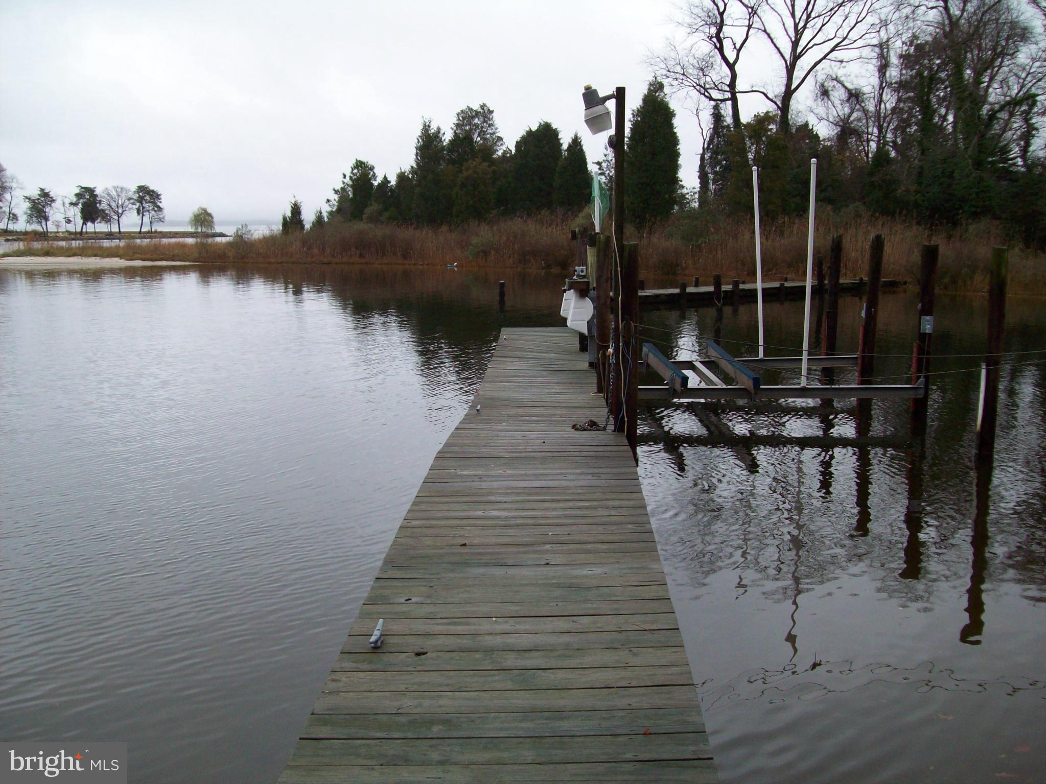 TOWN CREEK - Residential Lease