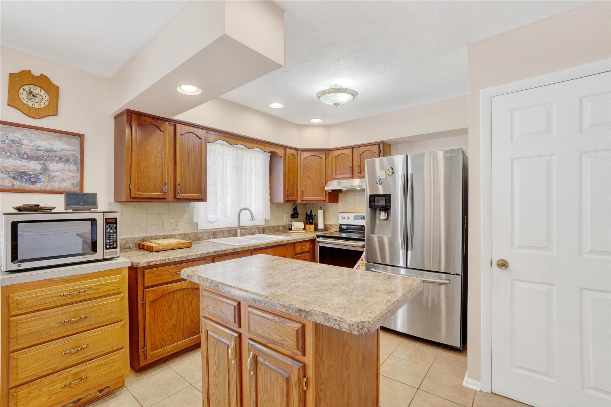 FREEDOM HILLS - Residential