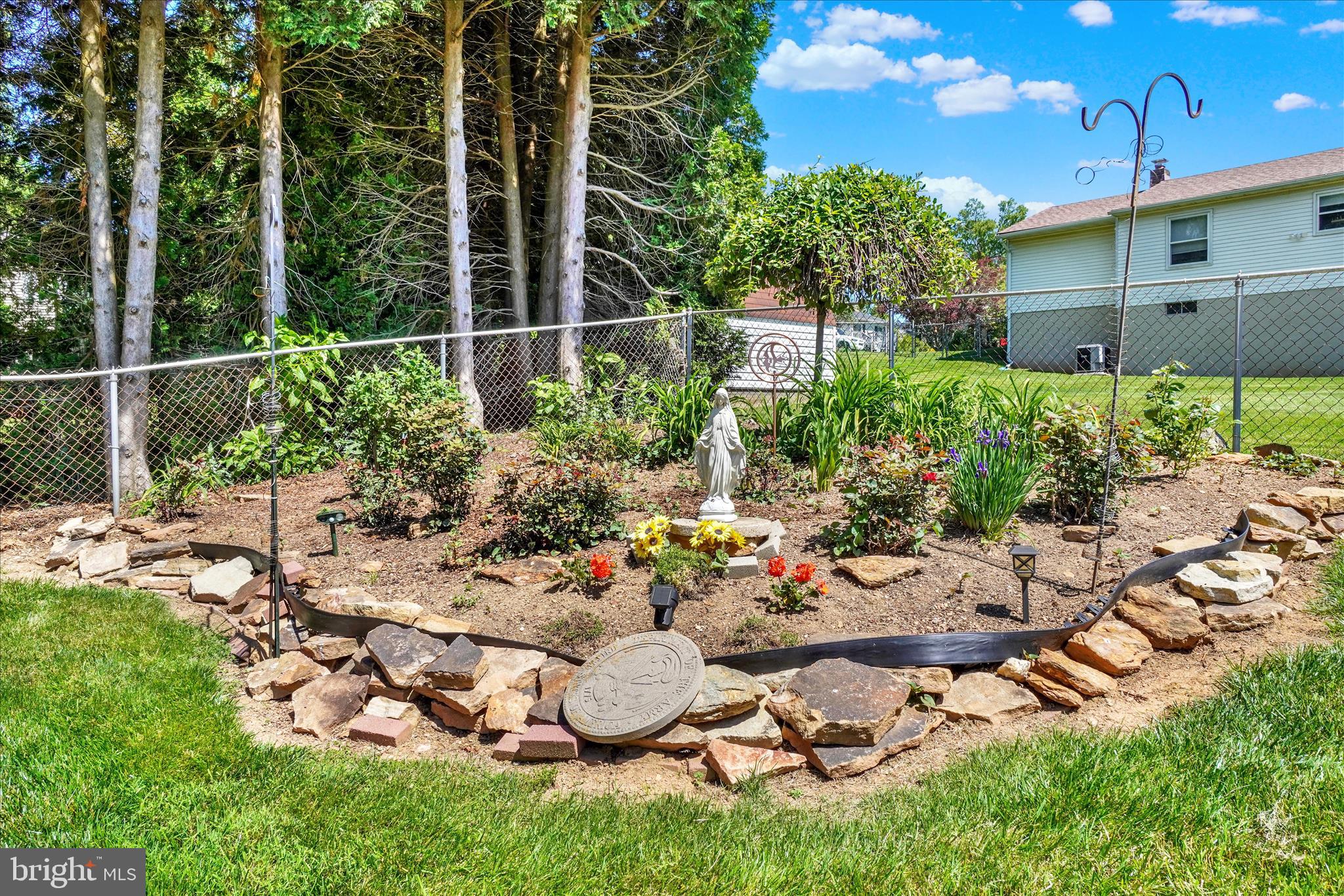 FREEDOM HILLS - Residential