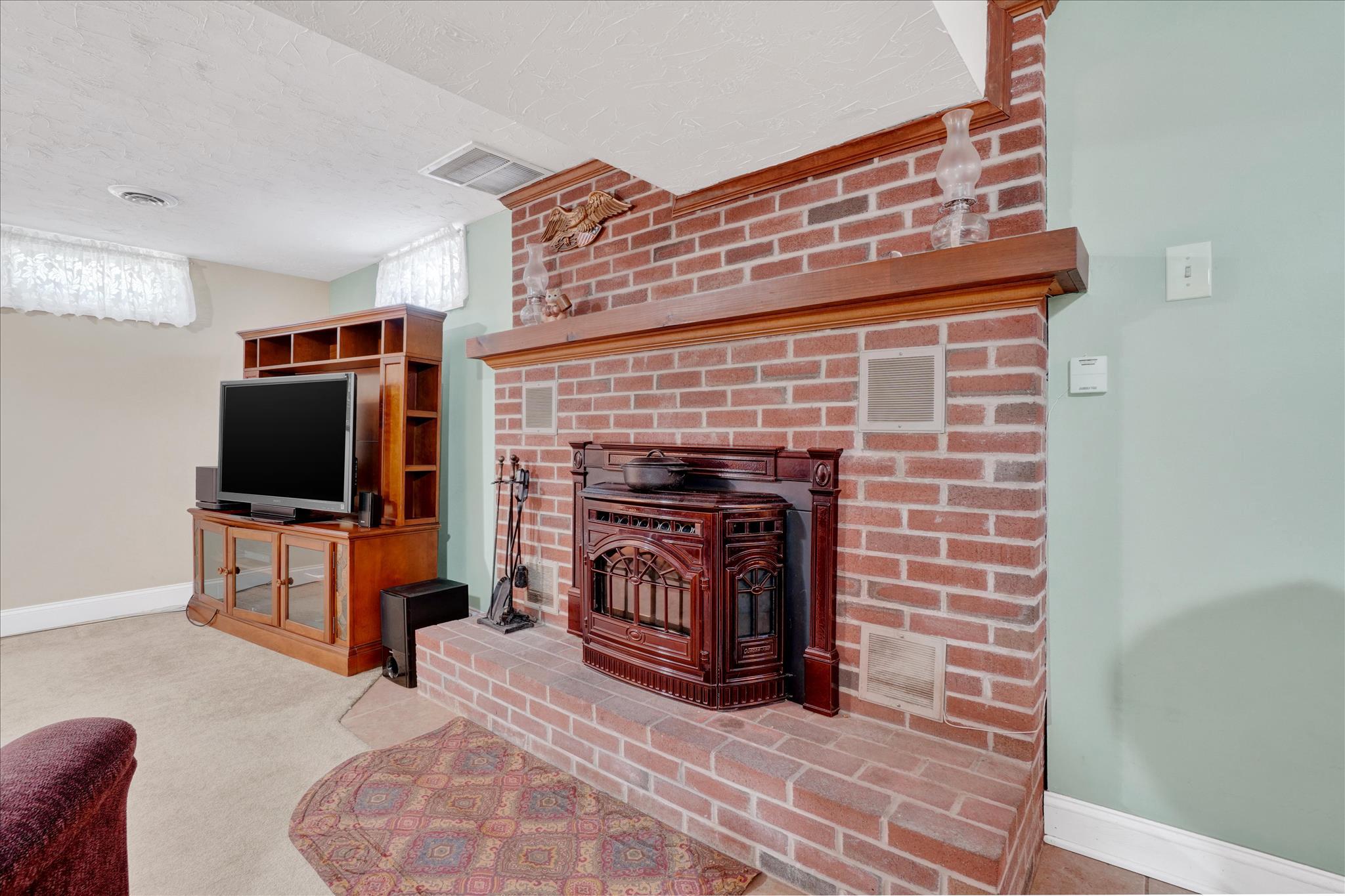FREEDOM HILLS - Residential
