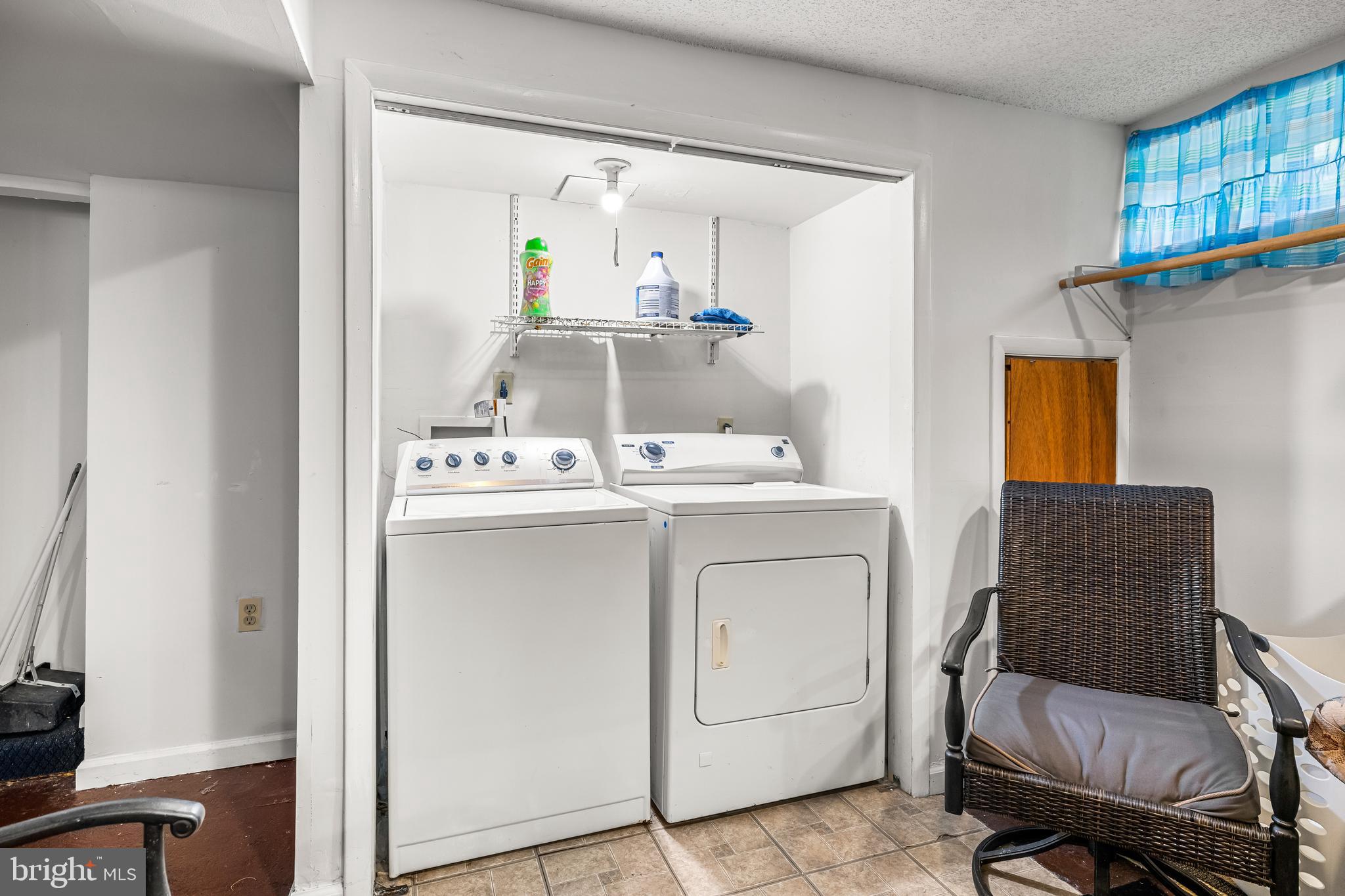 RANDALLSTOWN - Residential