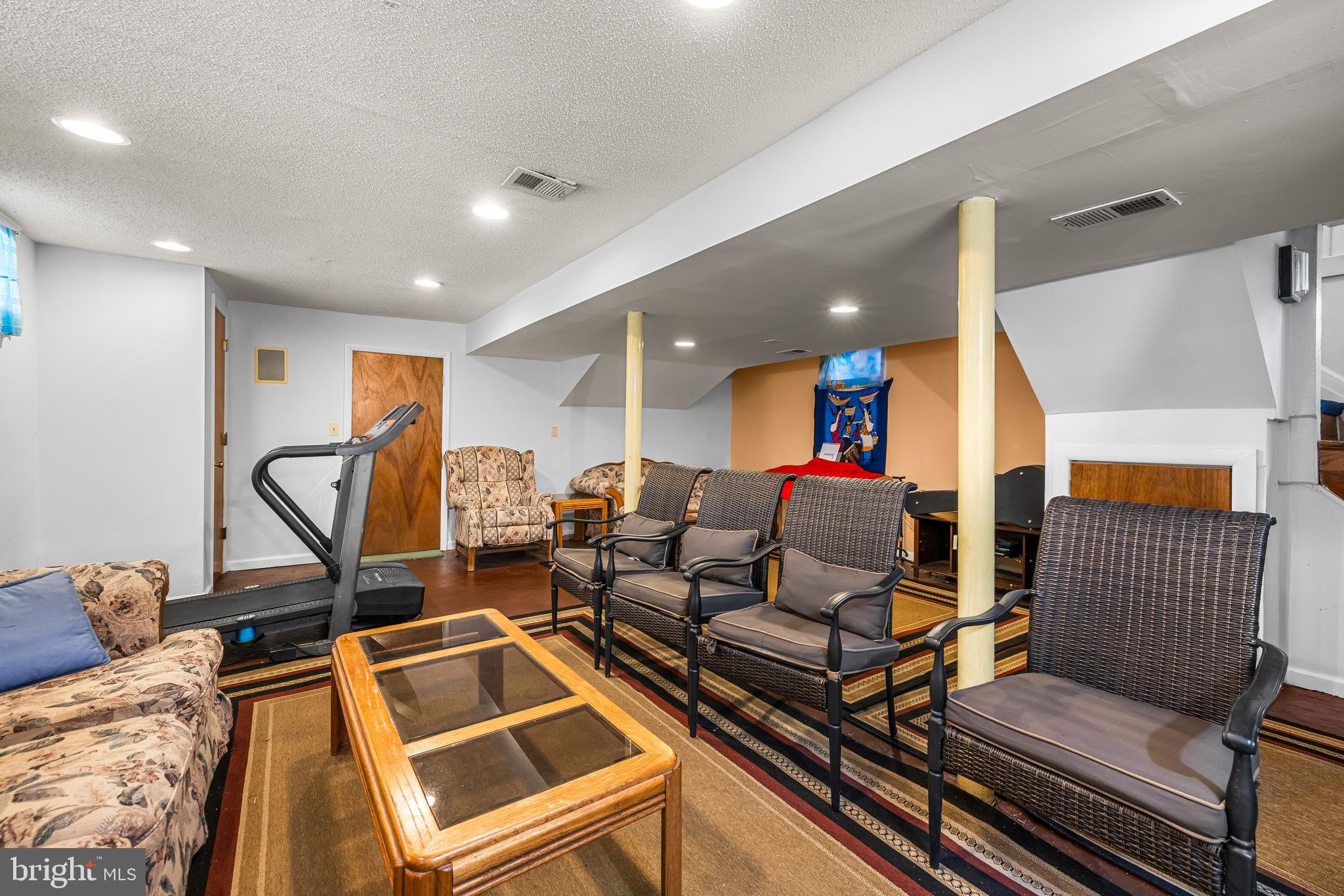 RANDALLSTOWN - Residential