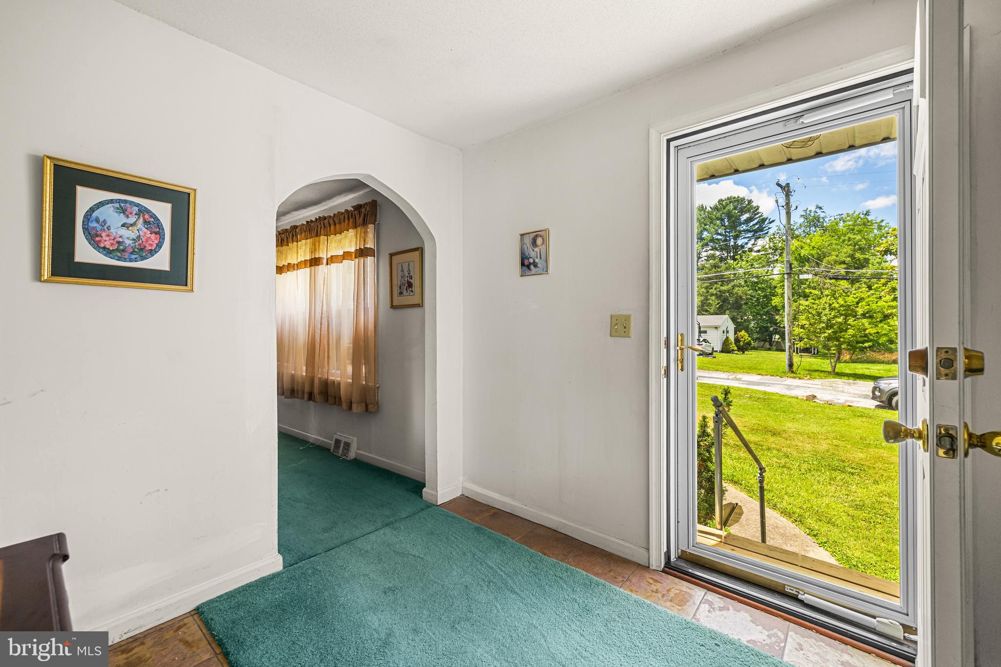 RANDALLSTOWN - Residential