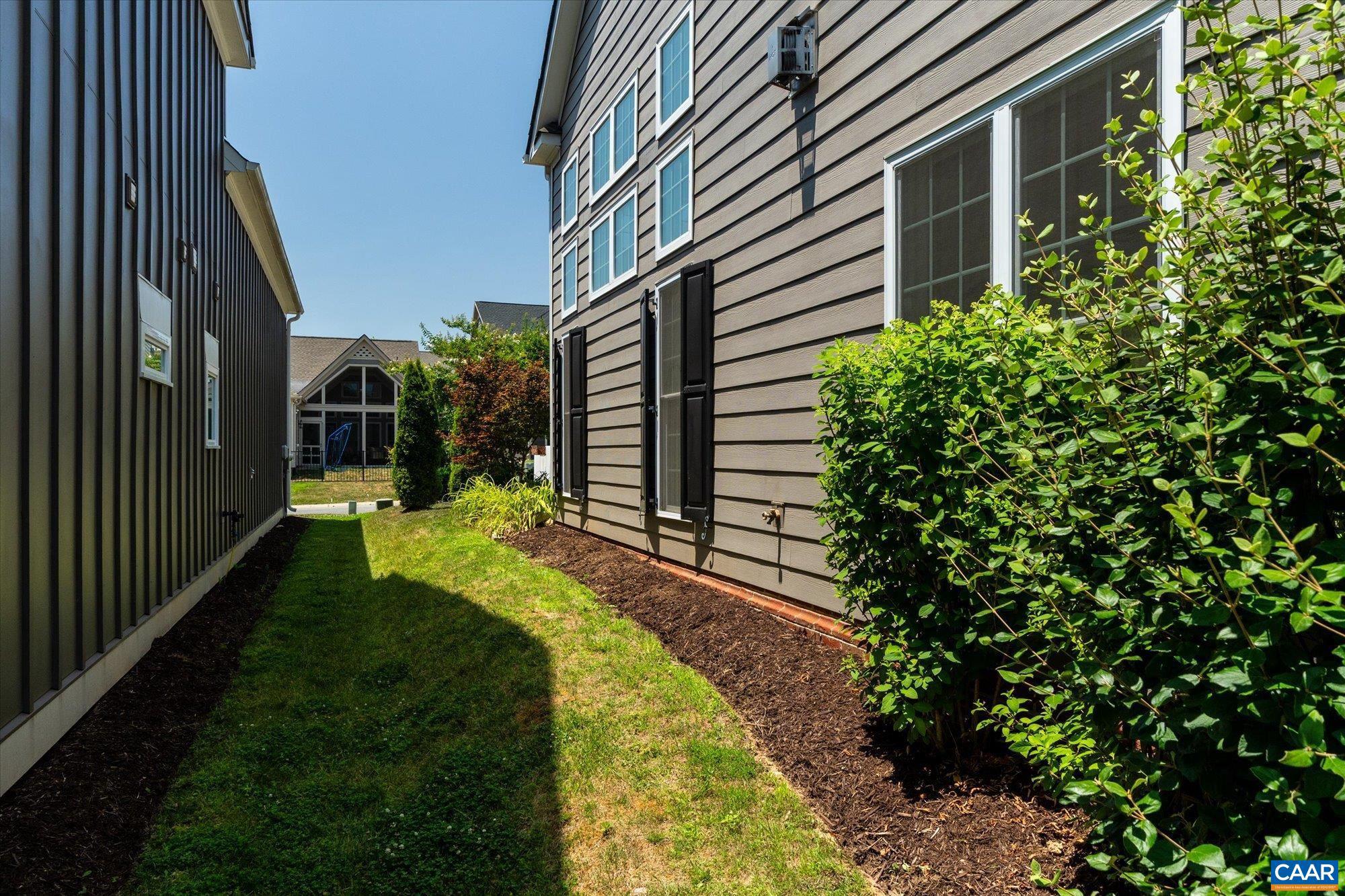OLD TRAIL - Residential