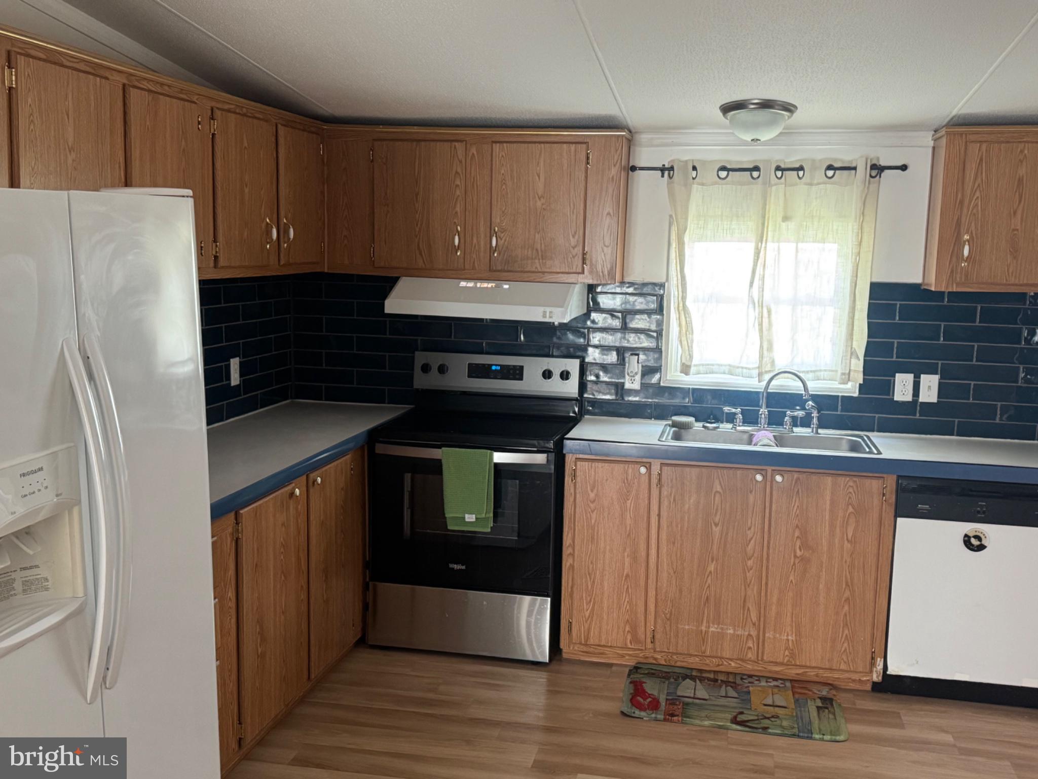 HARLAN SPRINGS - Residential