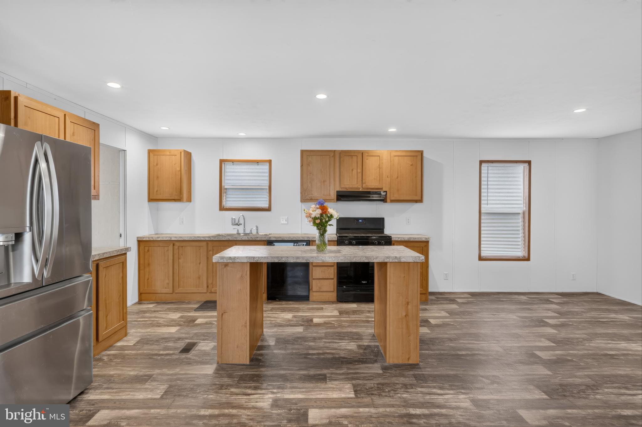 VILLAGE BROOK - Residential