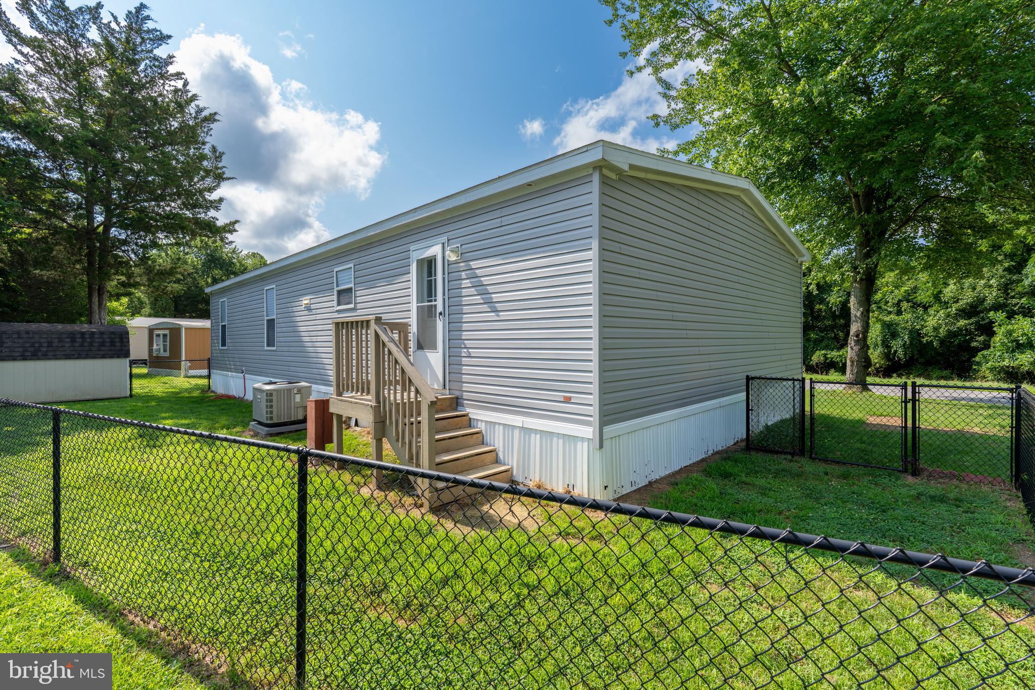 VILLAGE BROOK - Residential