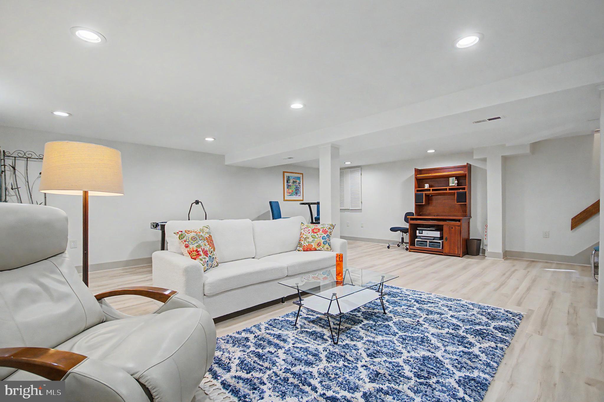 SUNSET BEACH - Residential