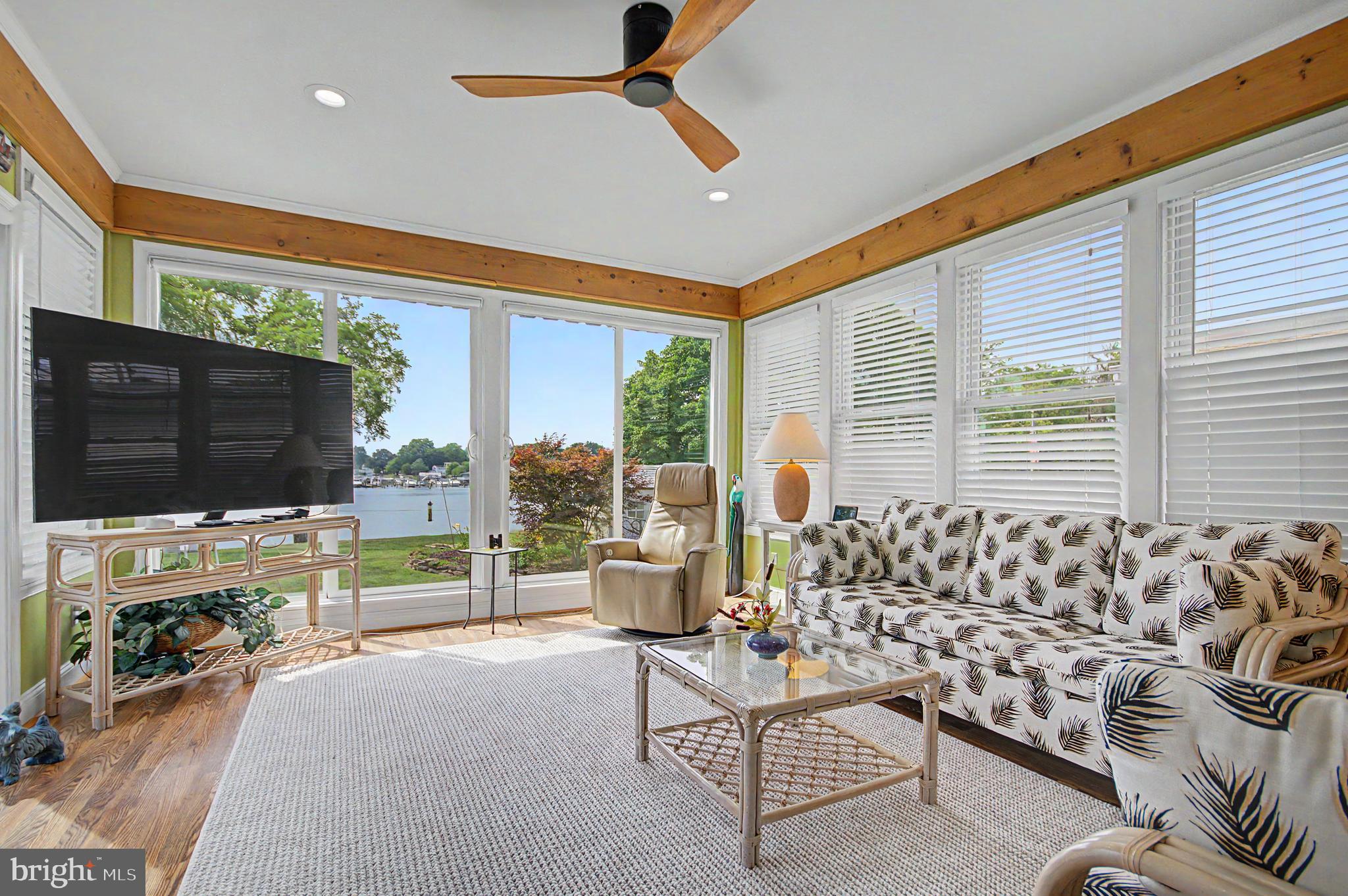 SUNSET BEACH - Residential