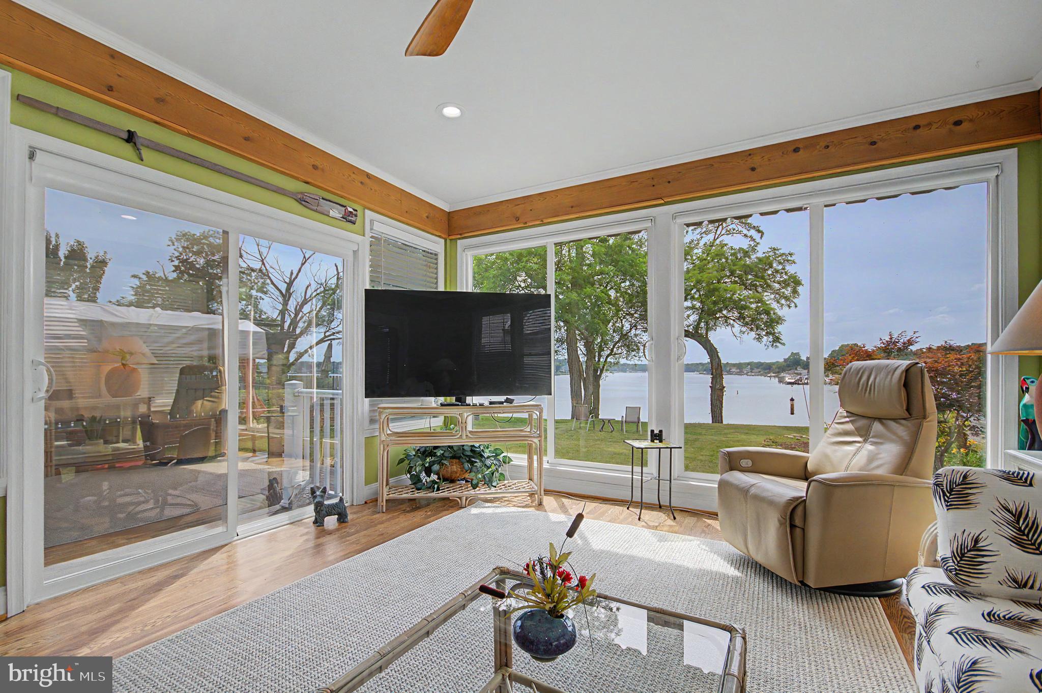 SUNSET BEACH - Residential