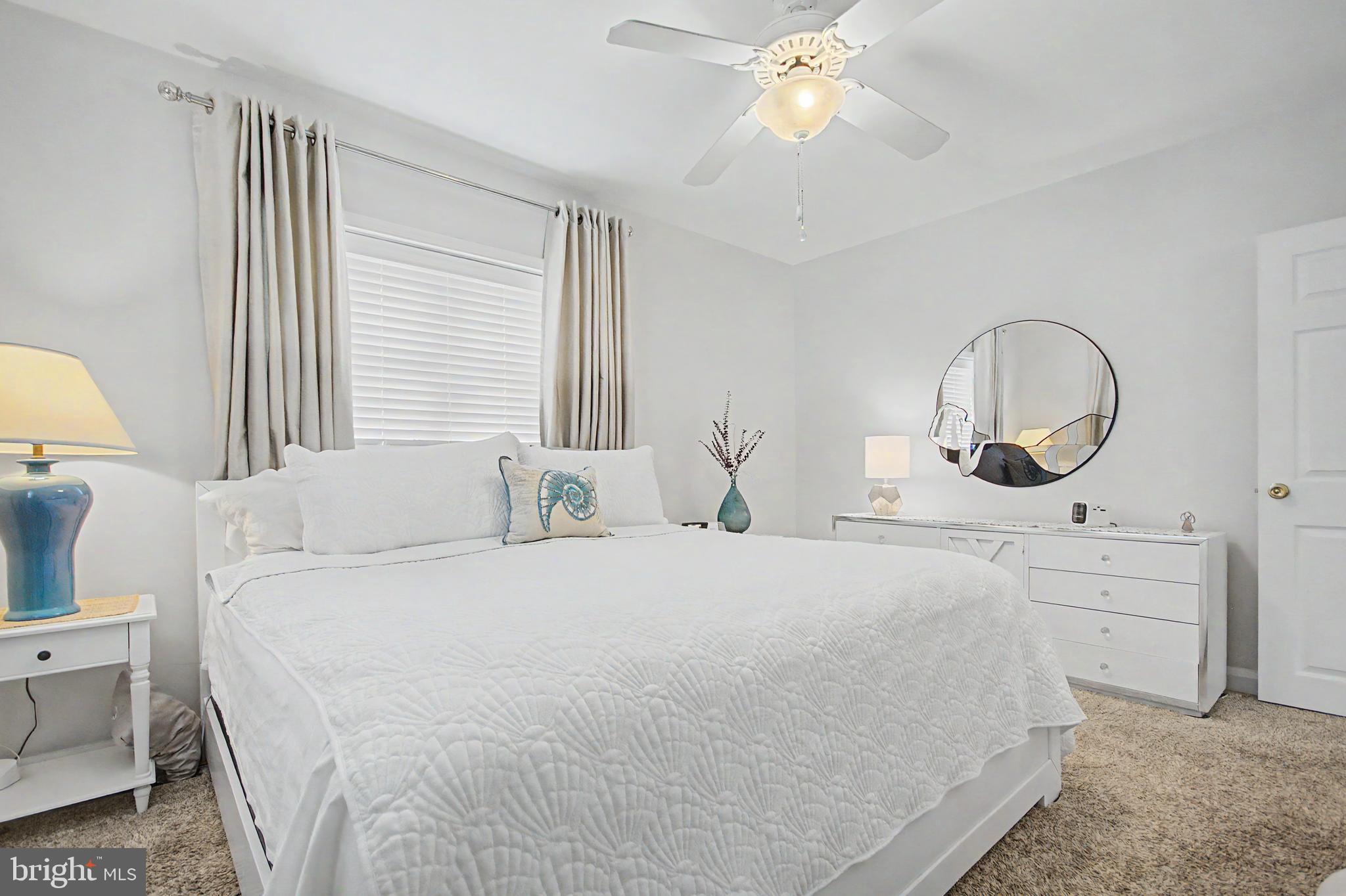 SUNSET BEACH - Residential