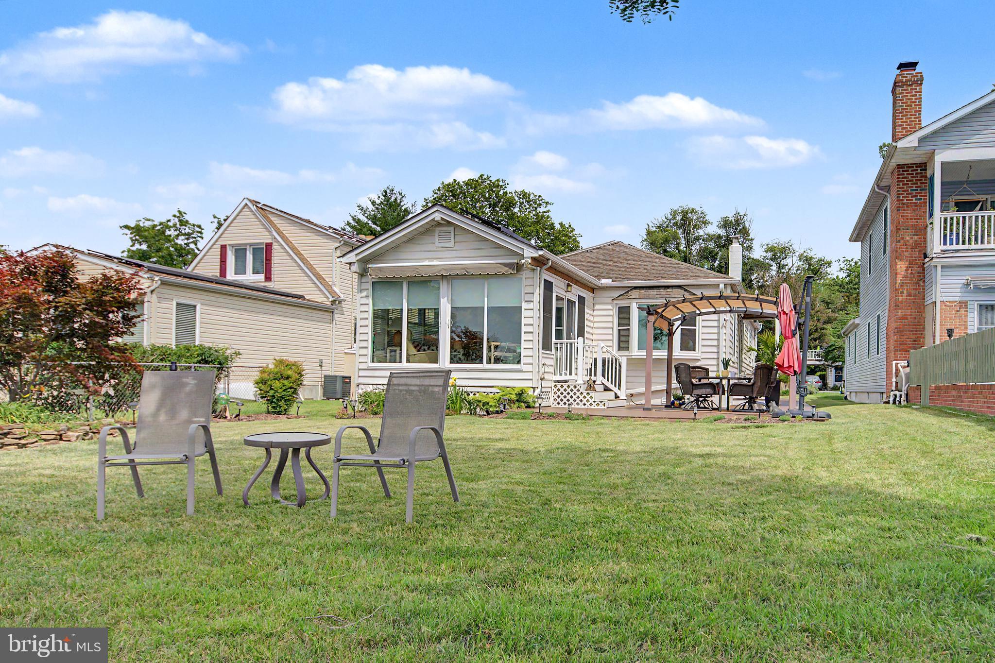 SUNSET BEACH - Residential