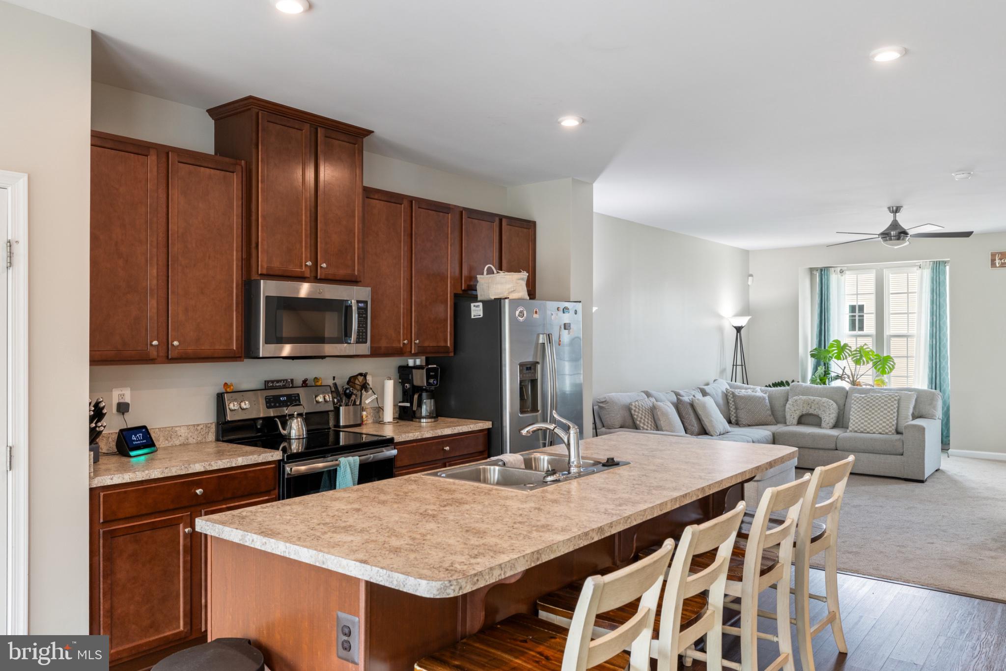 THE VILLAGE AT COURTHOUSE COMMONS - Residential