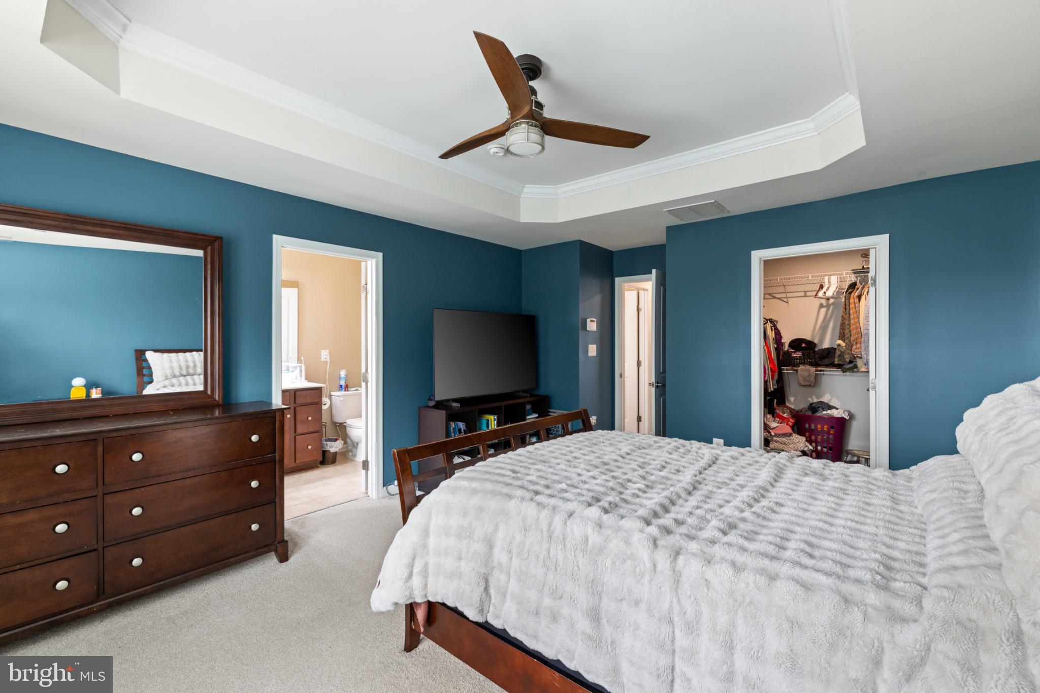 THE VILLAGE AT COURTHOUSE COMMONS - Residential