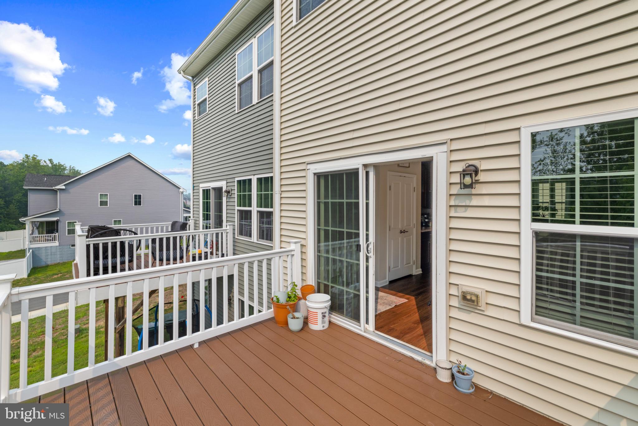 THE VILLAGE AT COURTHOUSE COMMONS - Residential