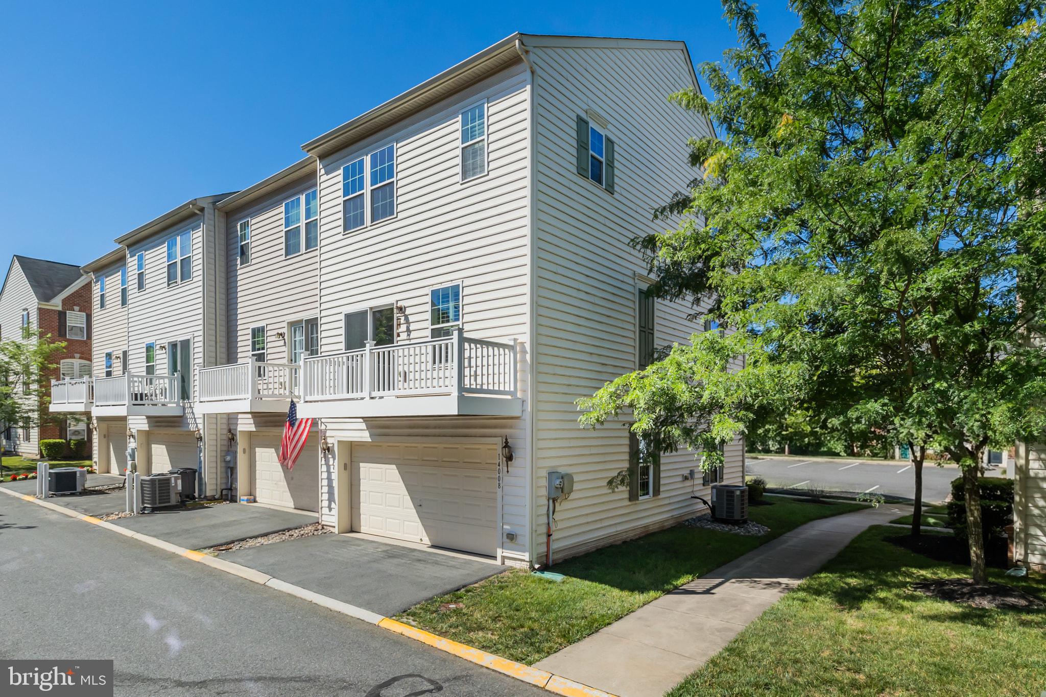 HEATHCOTE COMMONS - Residential