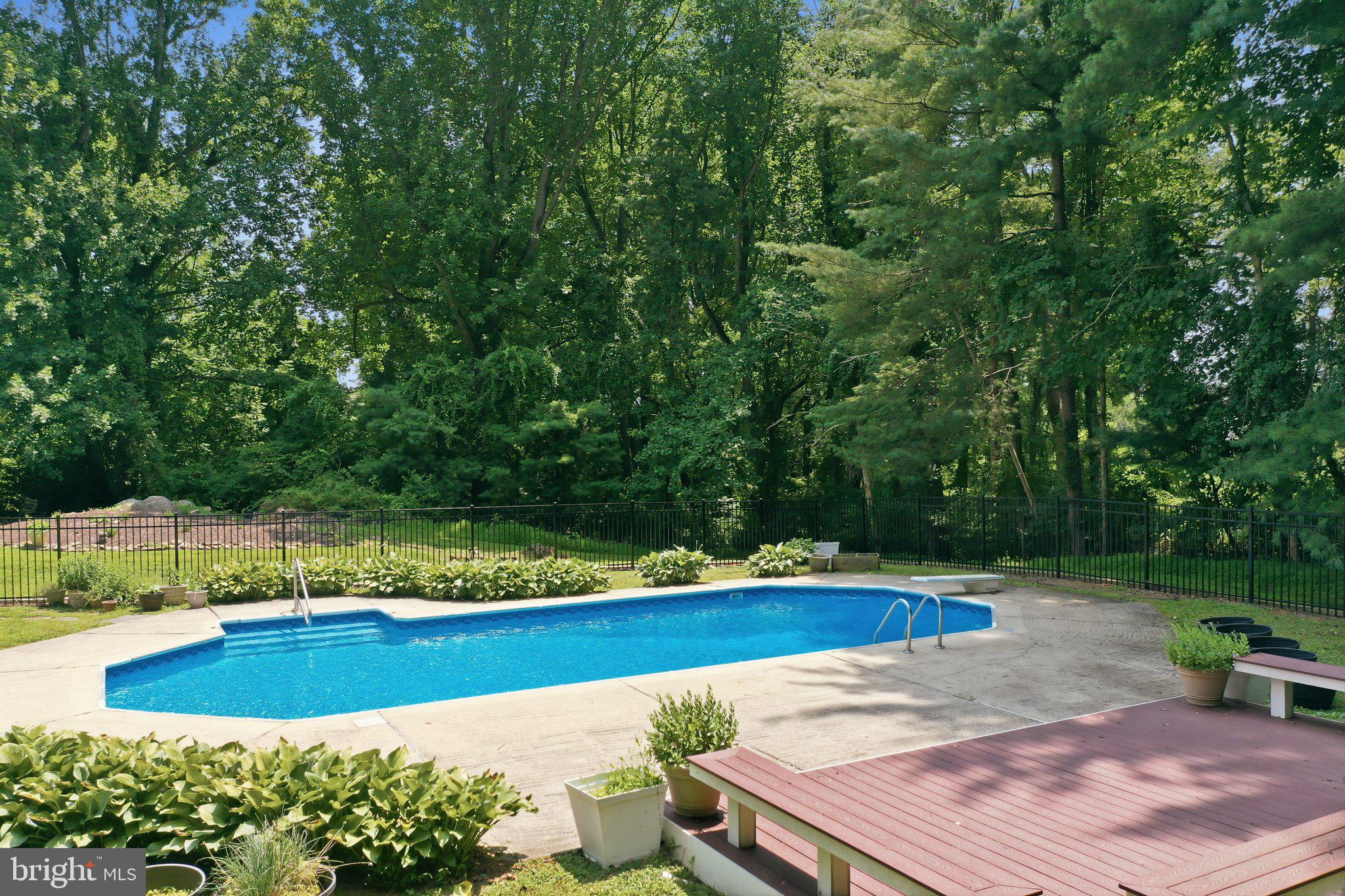 SUNSHINE ACRES - Residential