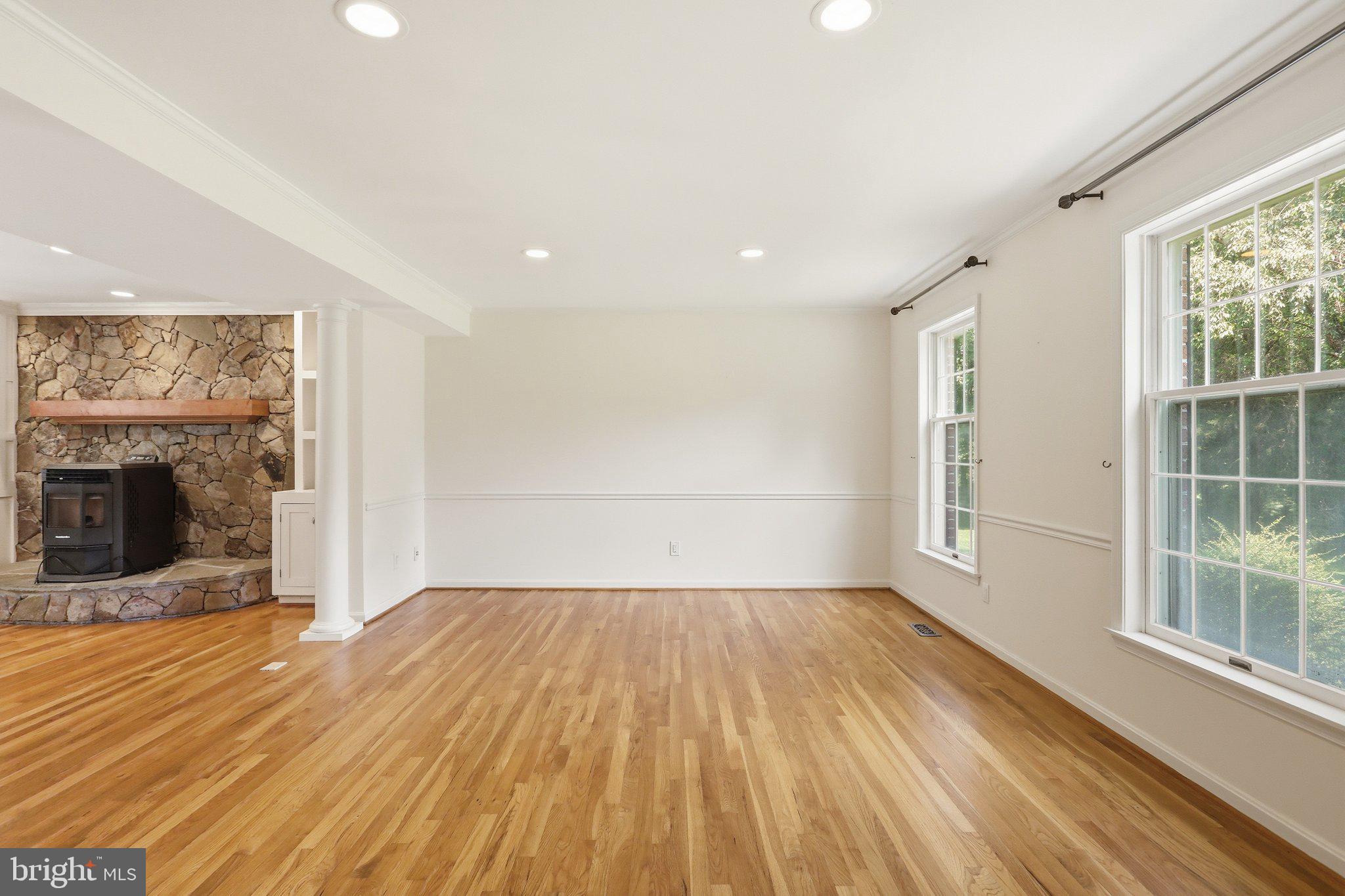 SUNSHINE ACRES - Residential