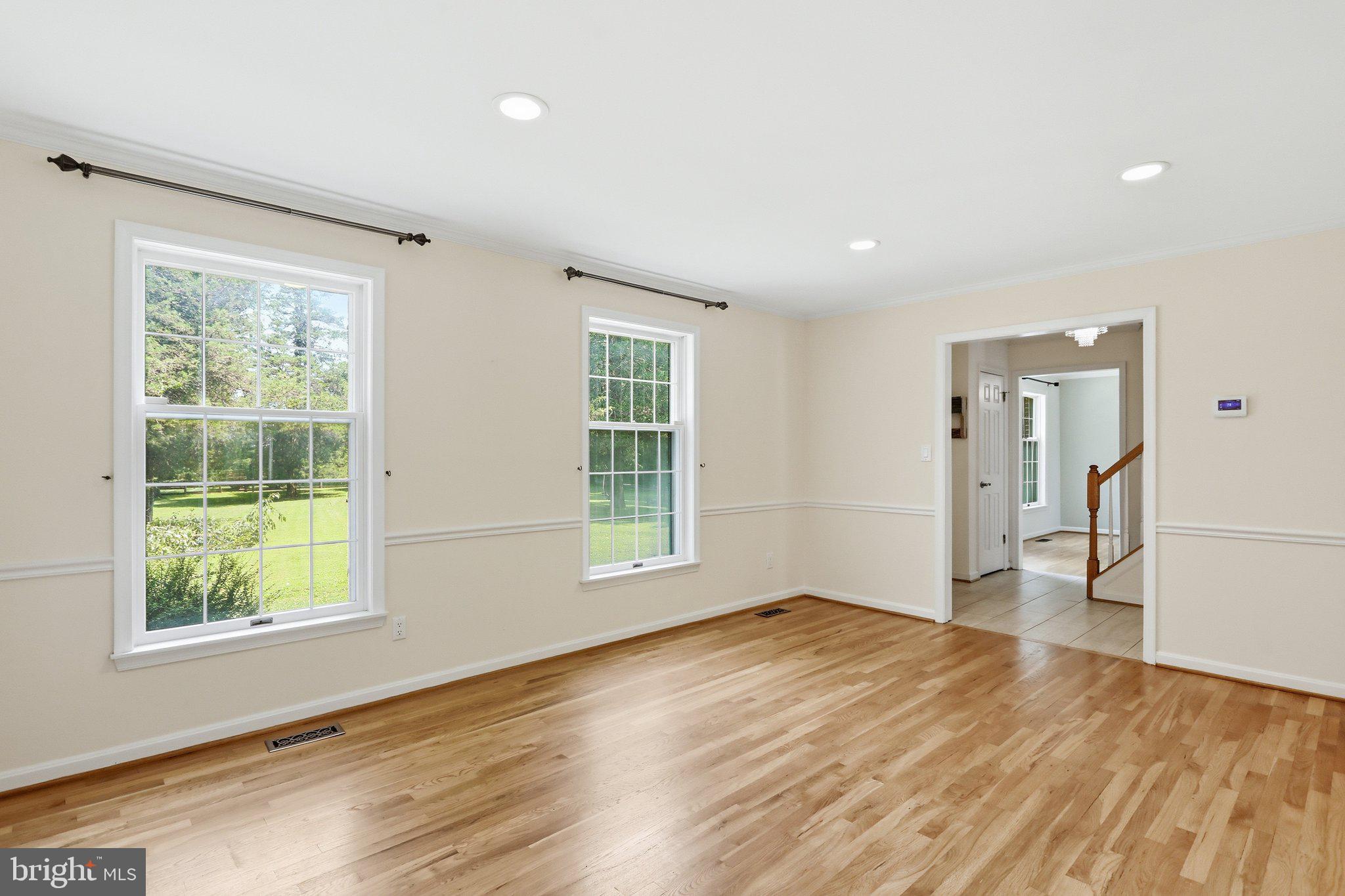 SUNSHINE ACRES - Residential