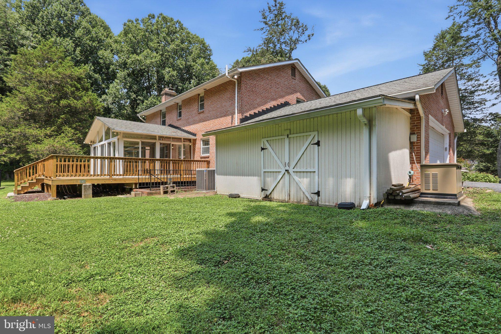 SUNSHINE ACRES - Residential