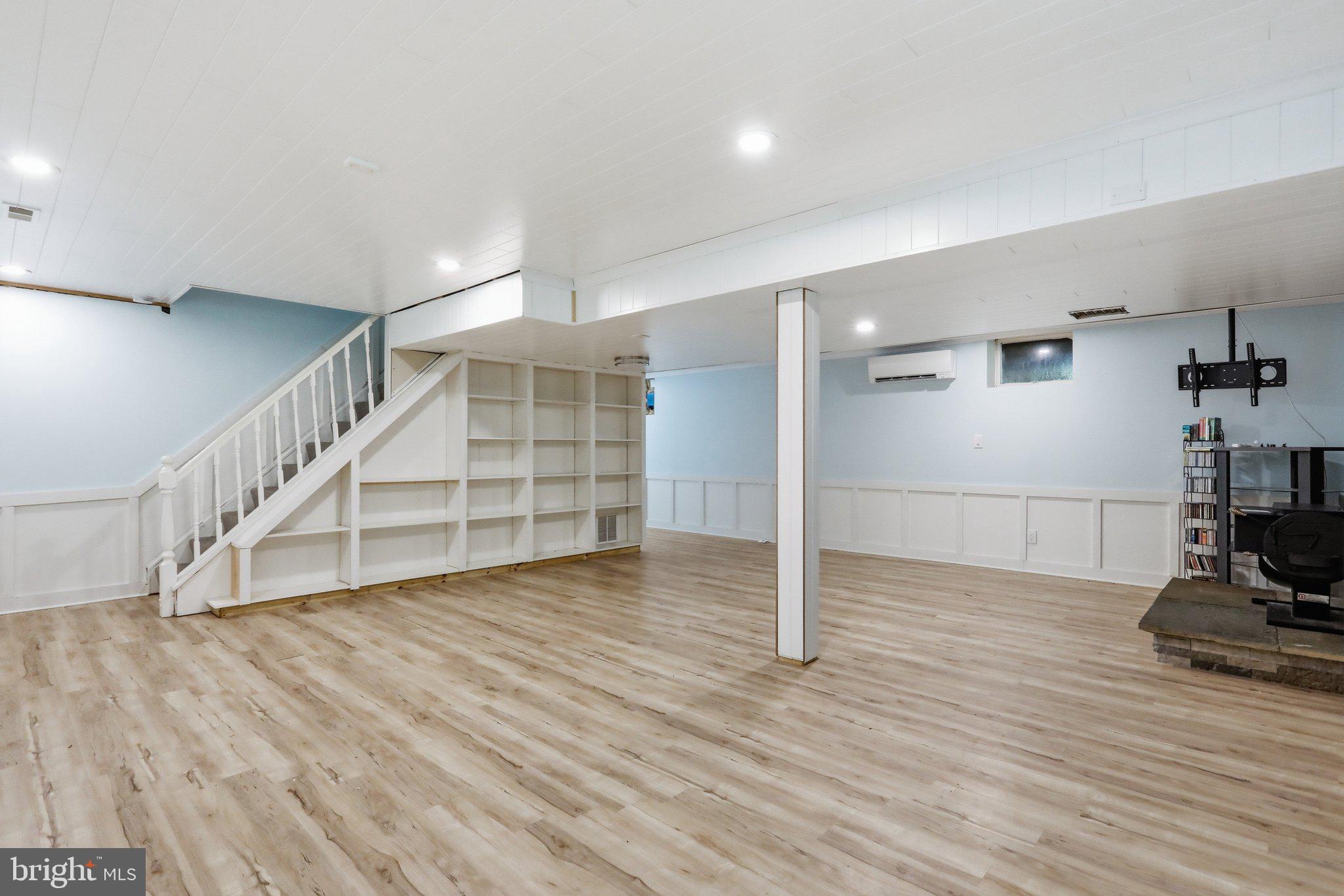 SUNSHINE ACRES - Residential