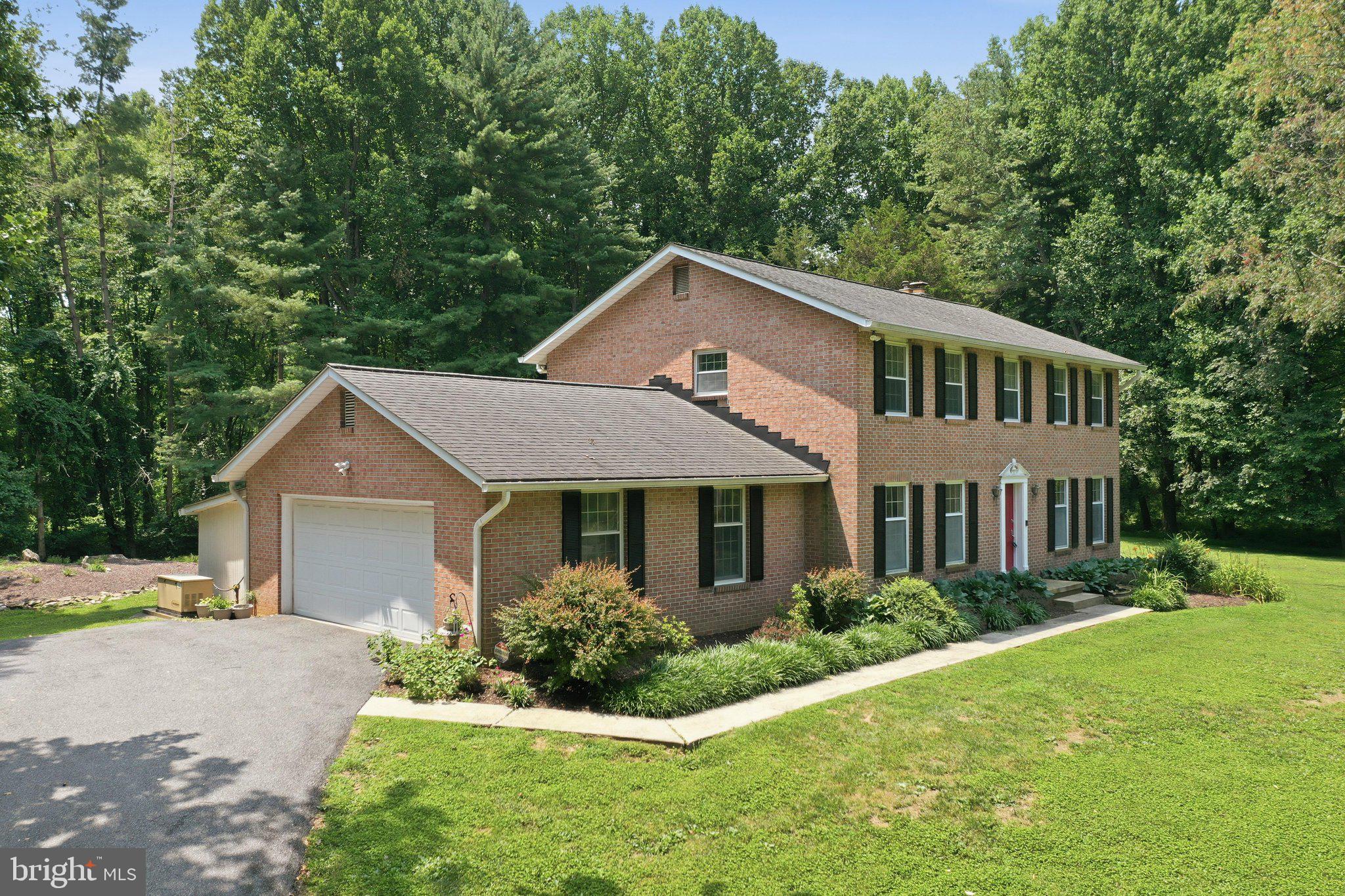 SUNSHINE ACRES - Residential