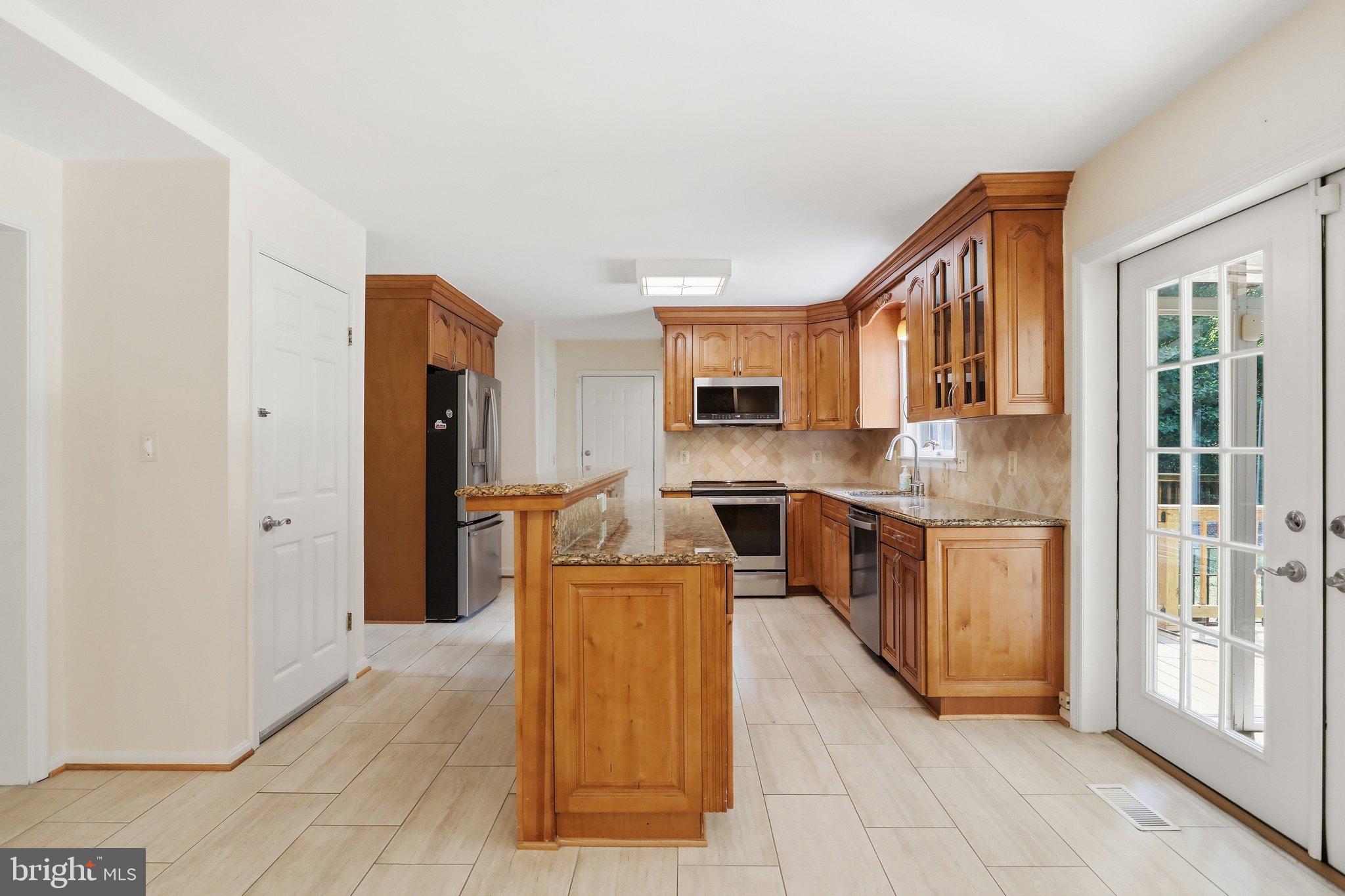 SUNSHINE ACRES - Residential