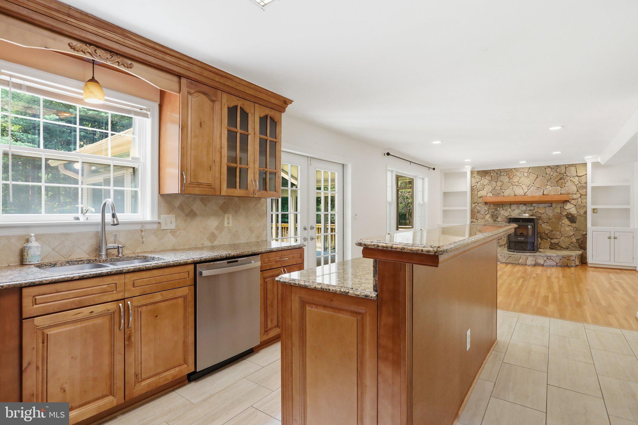 SUNSHINE ACRES - Residential