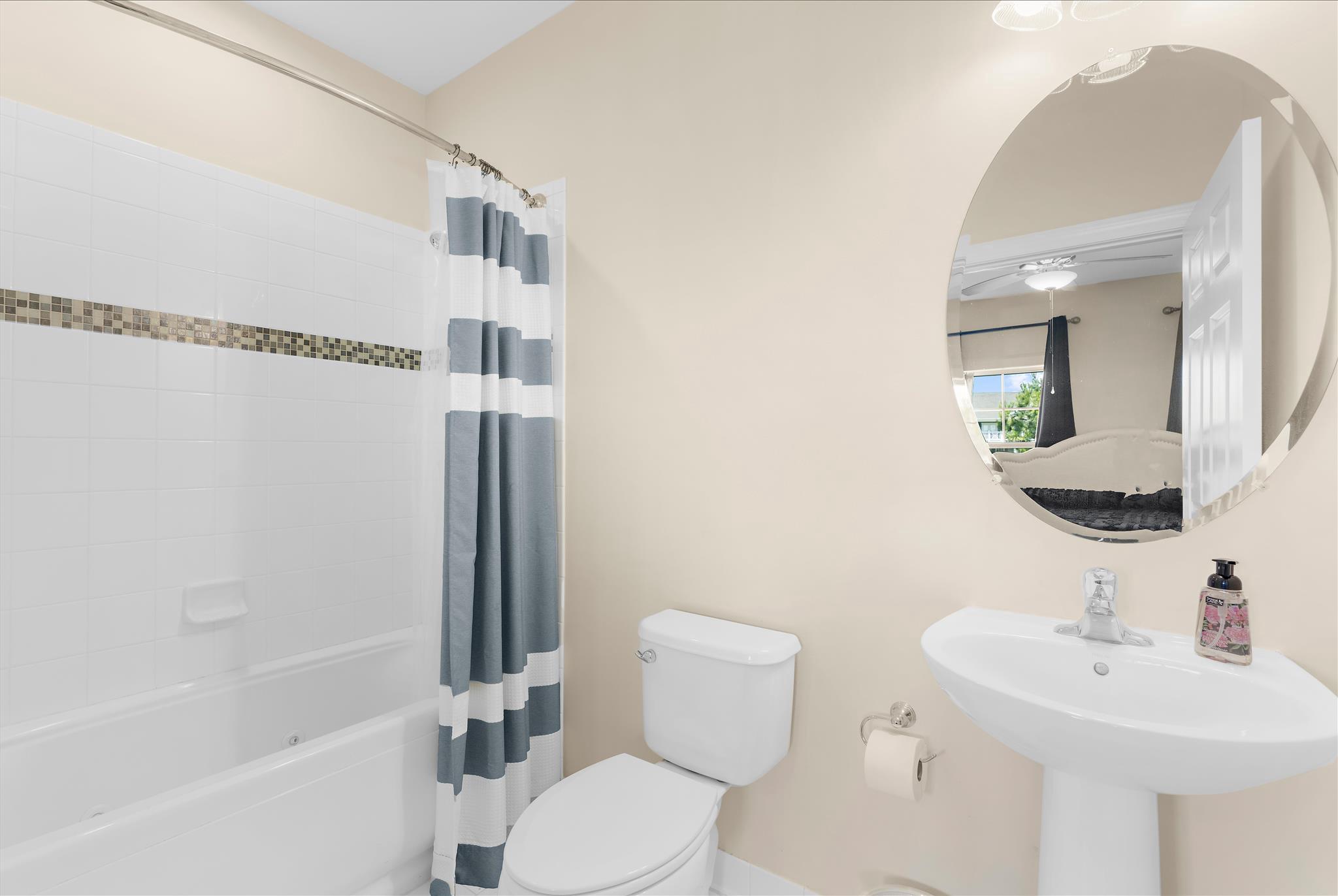 GIBSONS GRANT - Residential