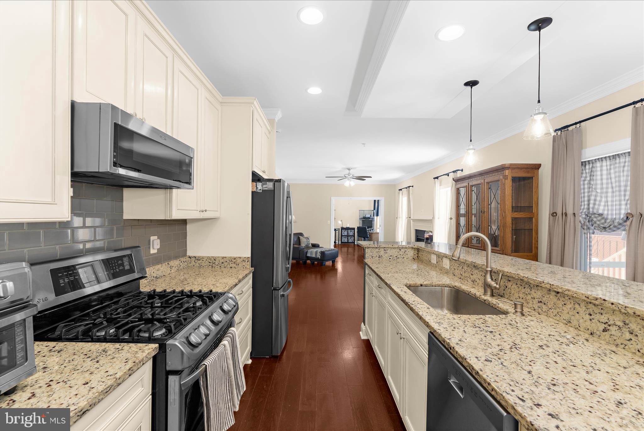 GIBSONS GRANT - Residential