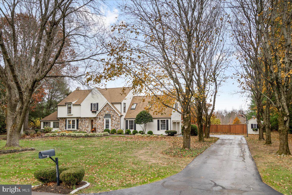 SOLEBURY FARMS EST - Residential