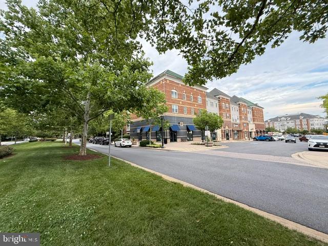 KING FARM VILLAGE - Residential