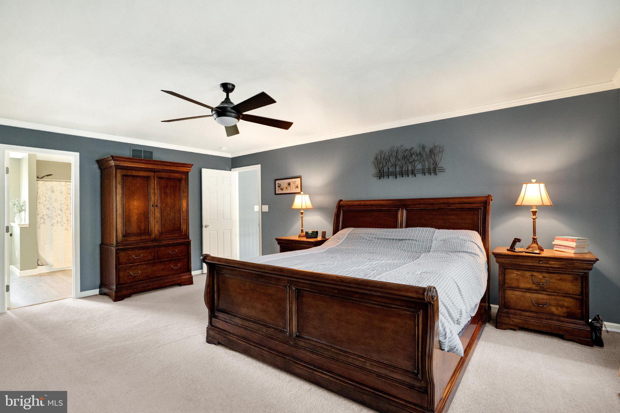 GOVERNORS POINTE - Residential