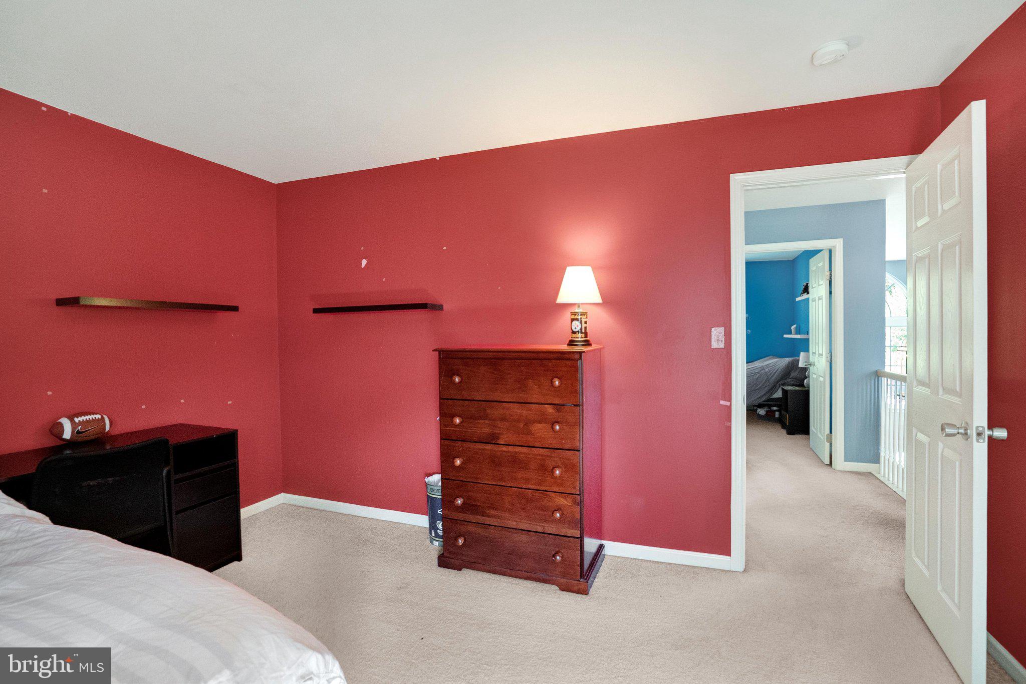 GOVERNORS POINTE - Residential