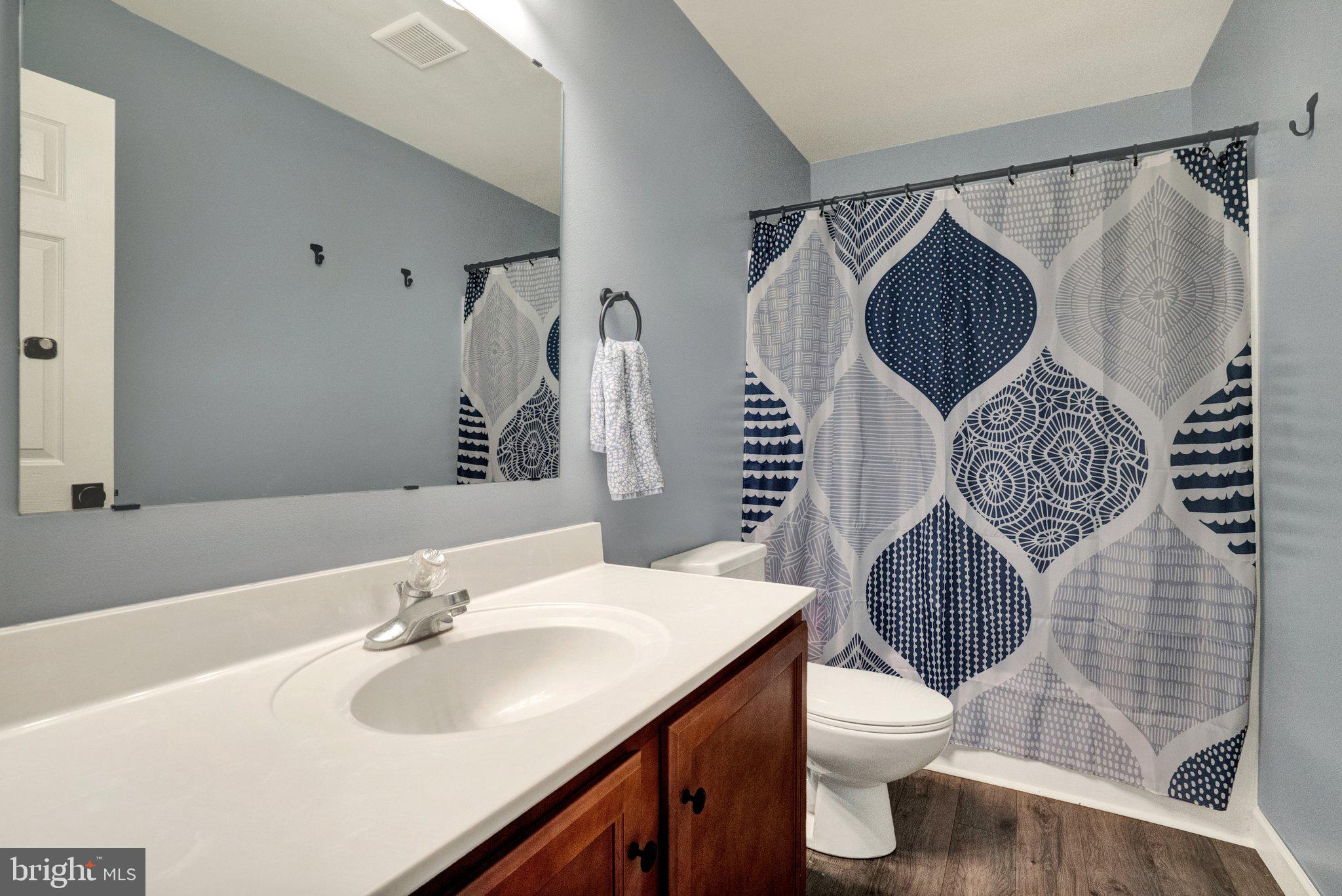 GOVERNORS POINTE - Residential