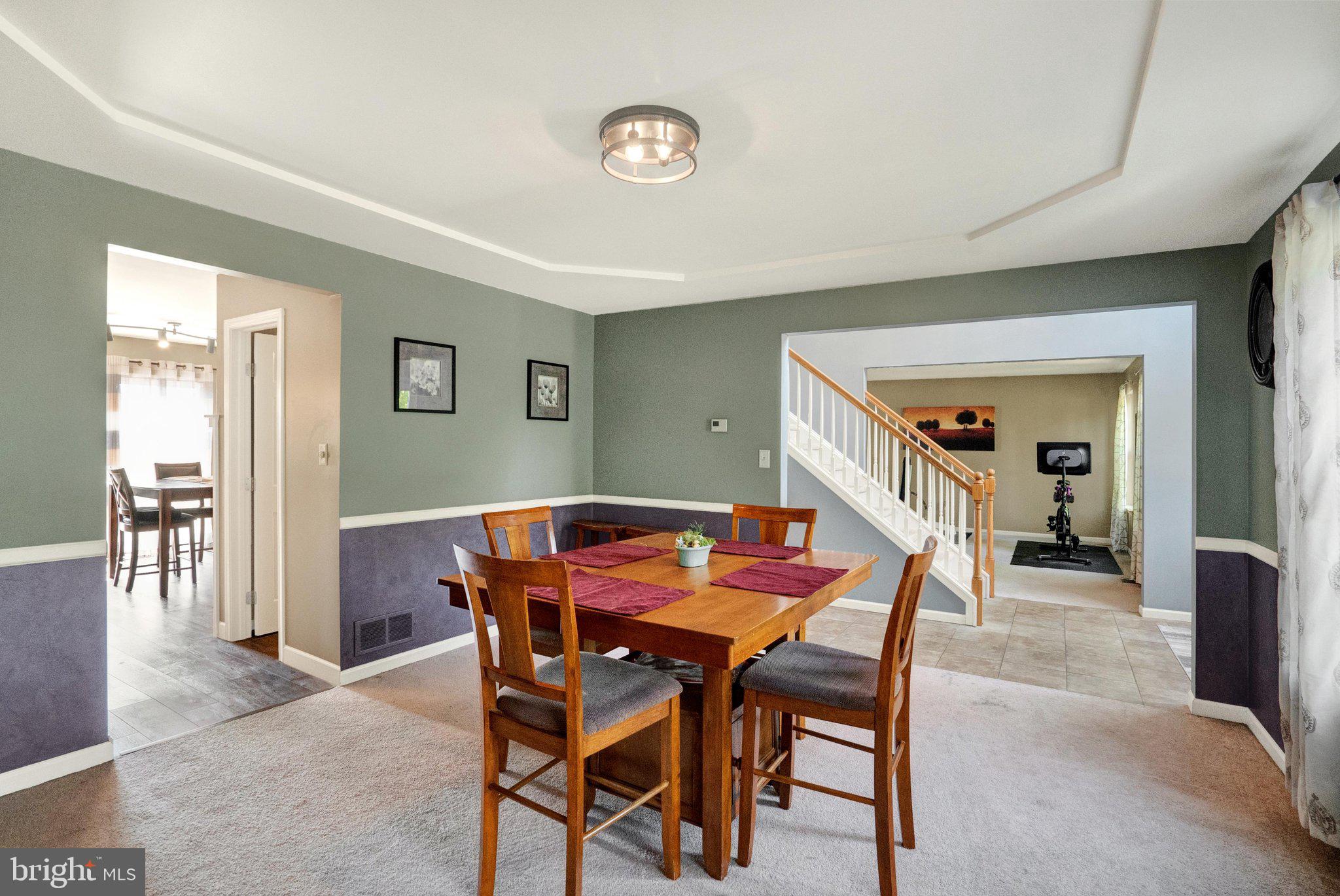 GOVERNORS POINTE - Residential