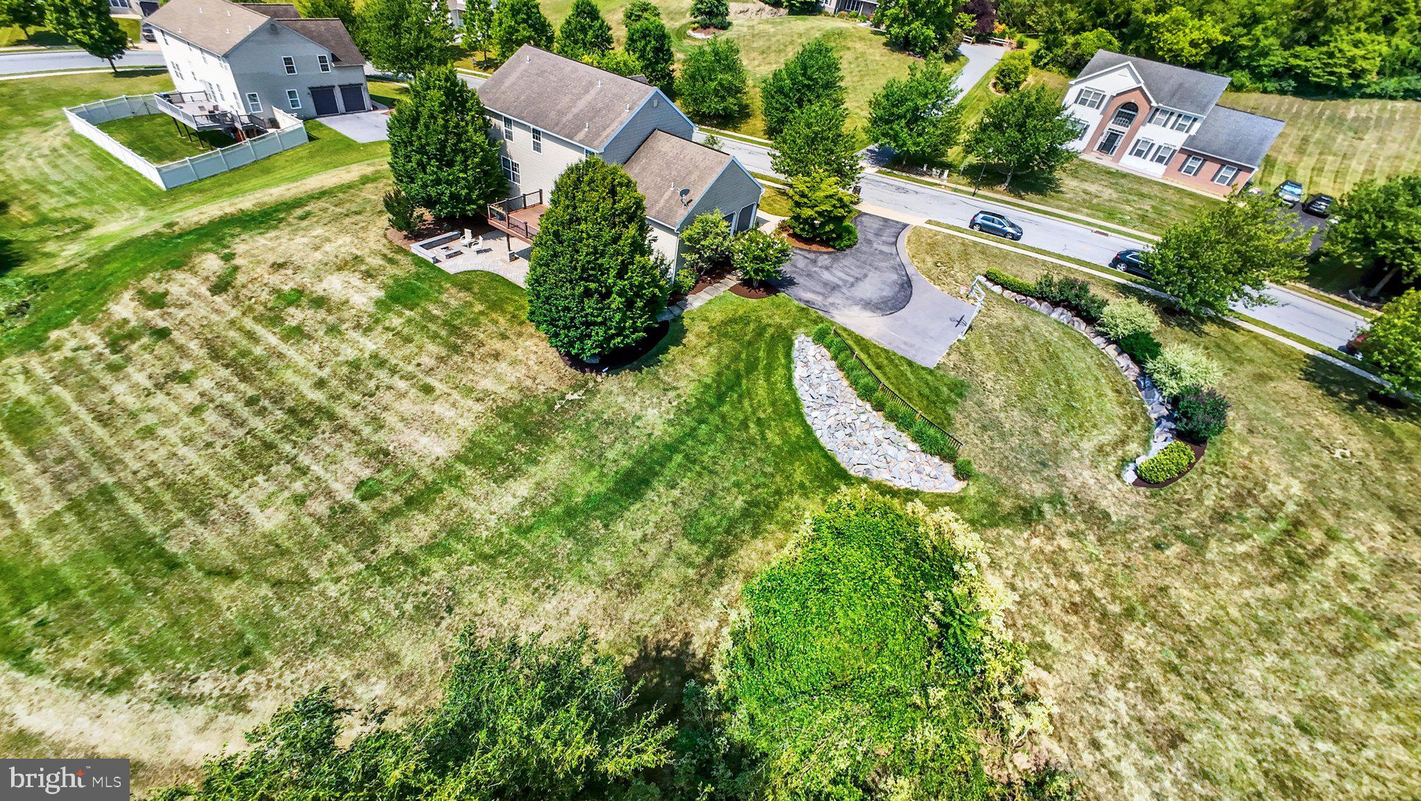GOVERNORS POINTE - Residential