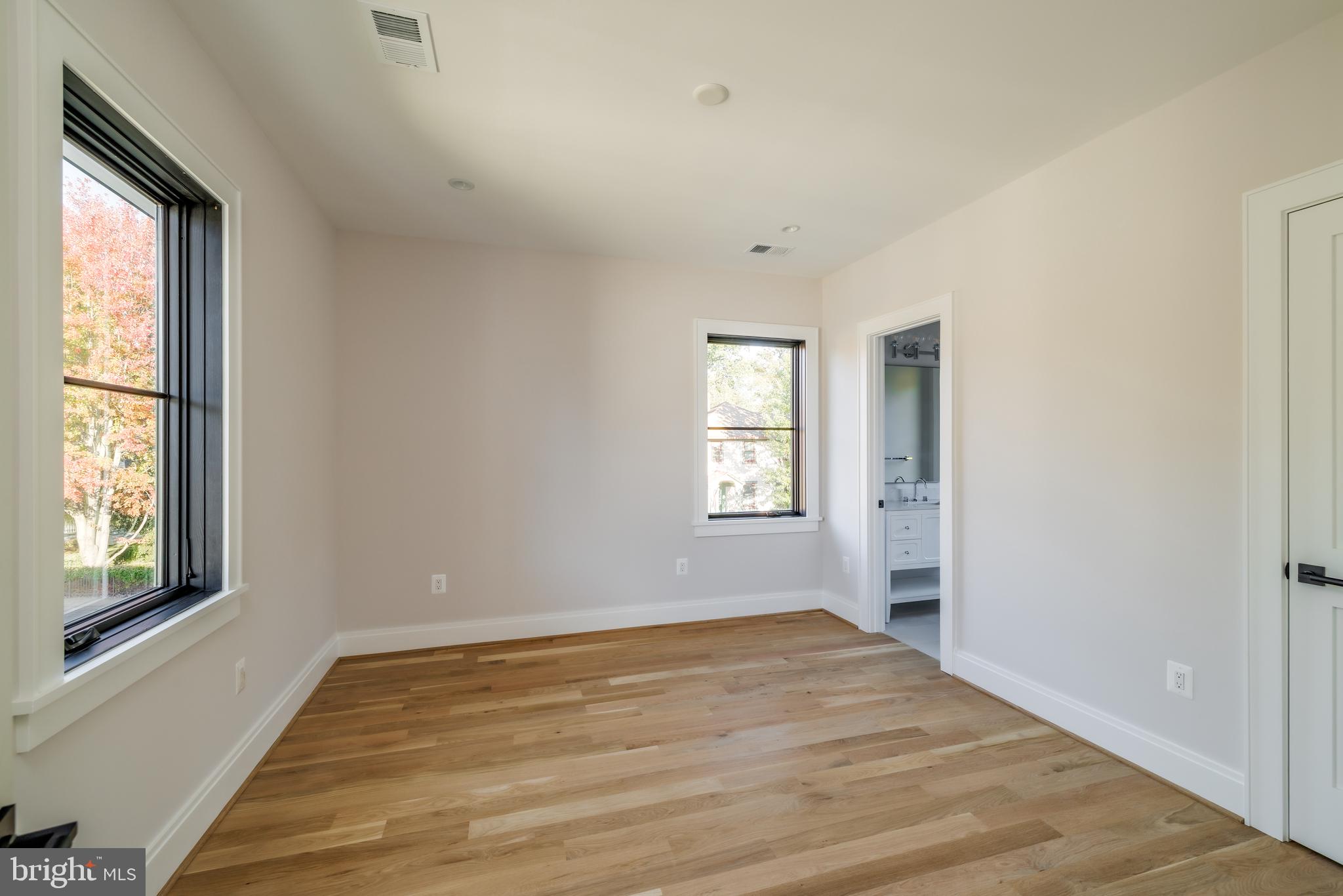 ASHTON HEIGHTS - Residential