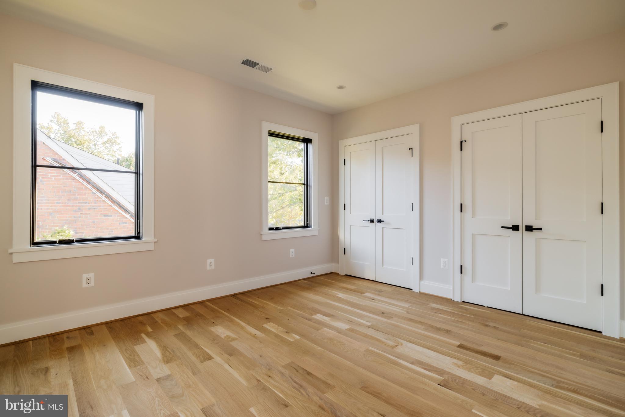ASHTON HEIGHTS - Residential