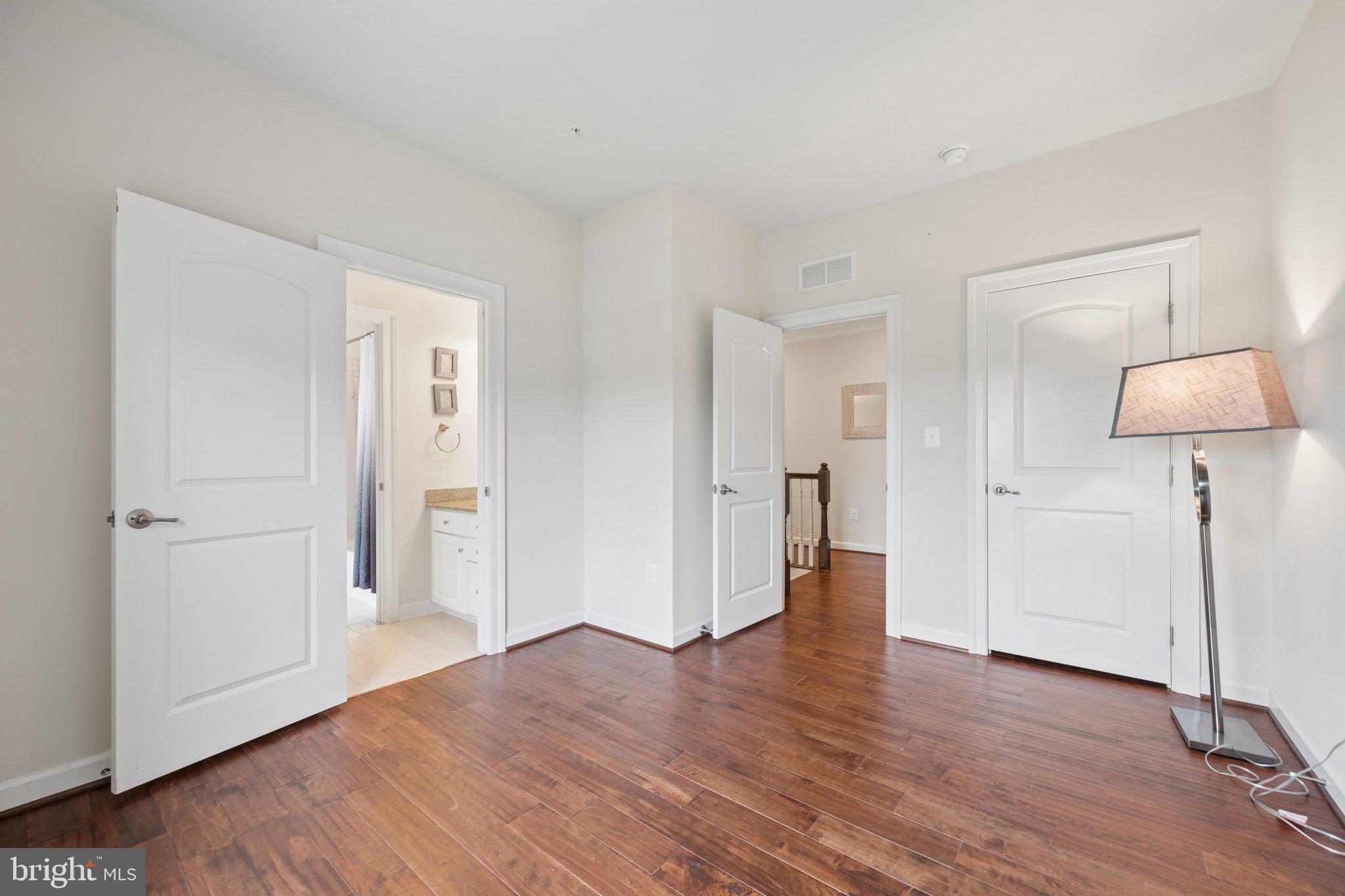 THE WARFIELDS - Residential
