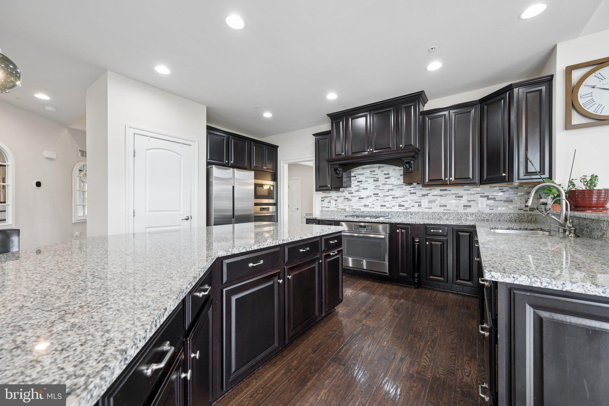THE WARFIELDS - Residential