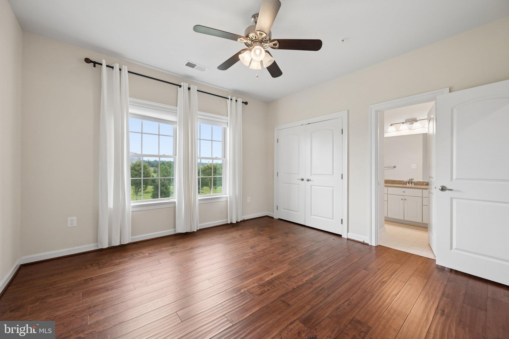 THE WARFIELDS - Residential