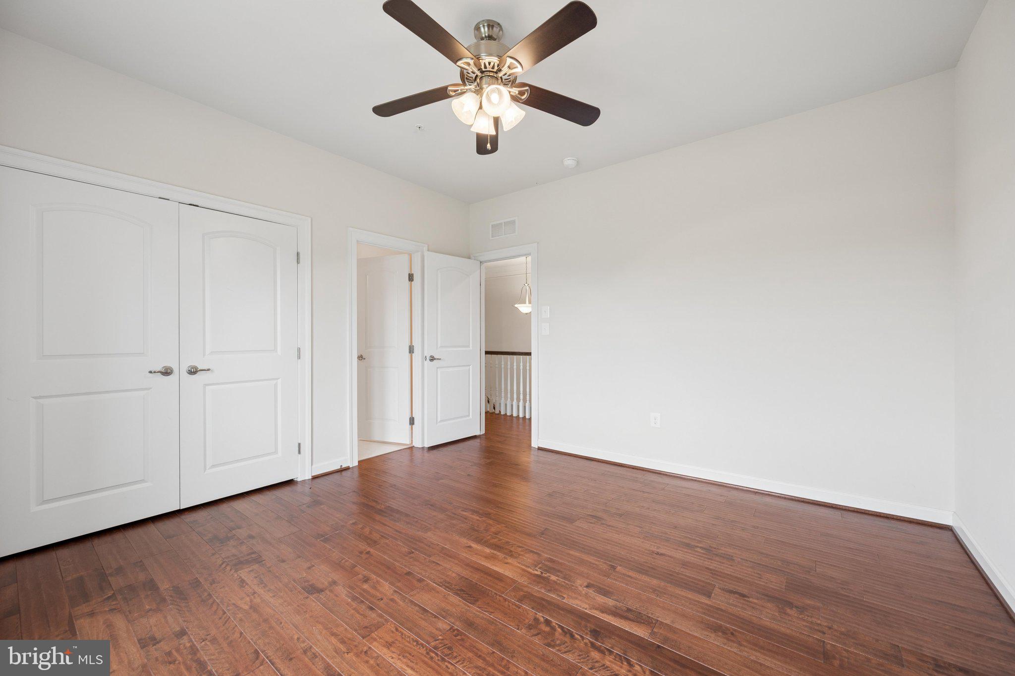 THE WARFIELDS - Residential
