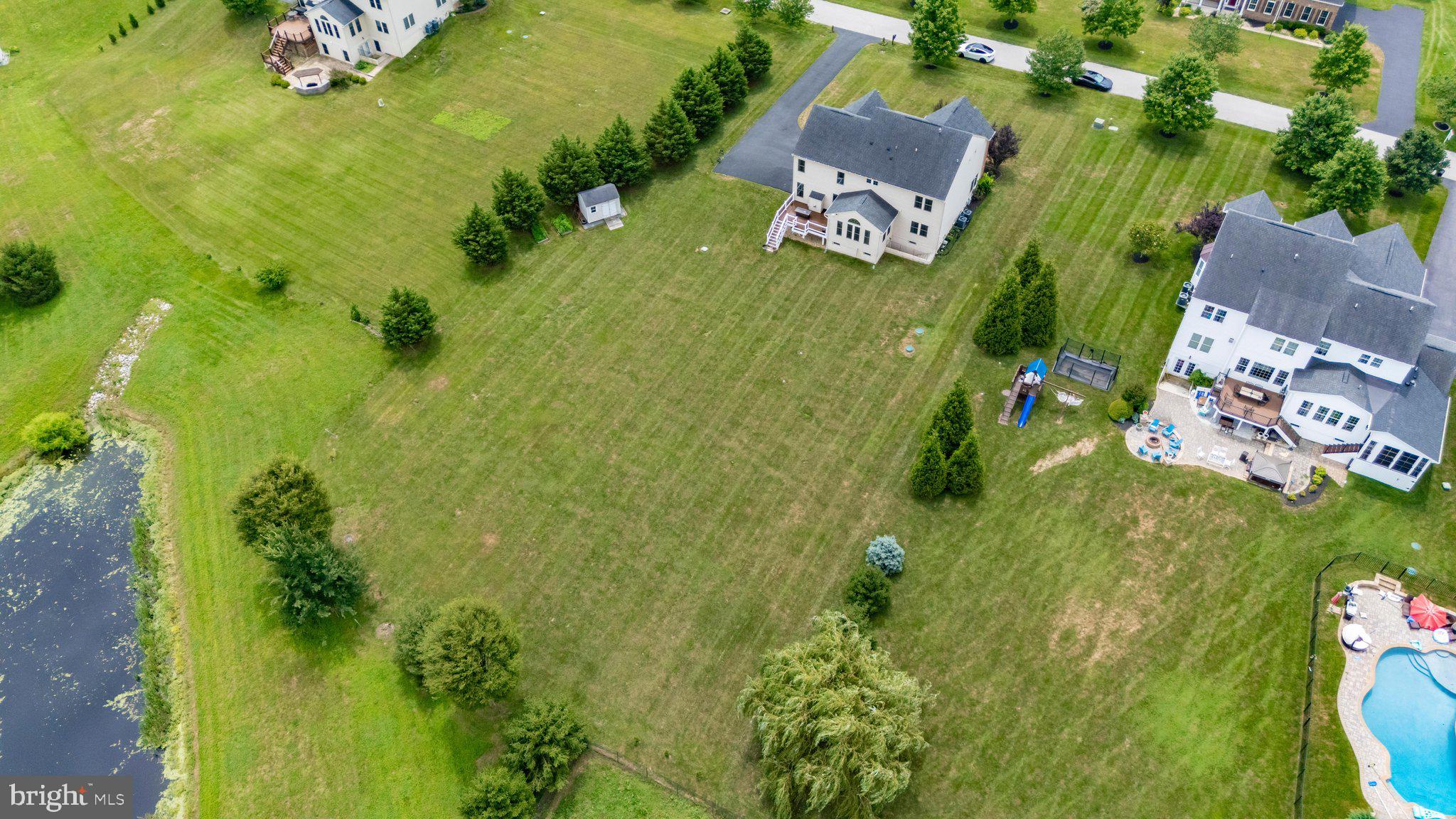 THE WARFIELDS - Residential